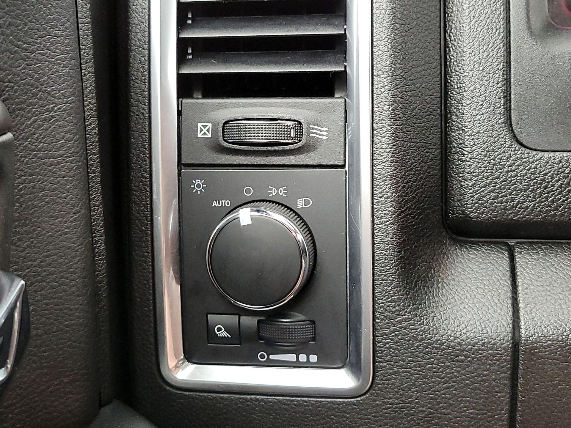 Thumbnail: 2023 RAM 1500 Classic - 13