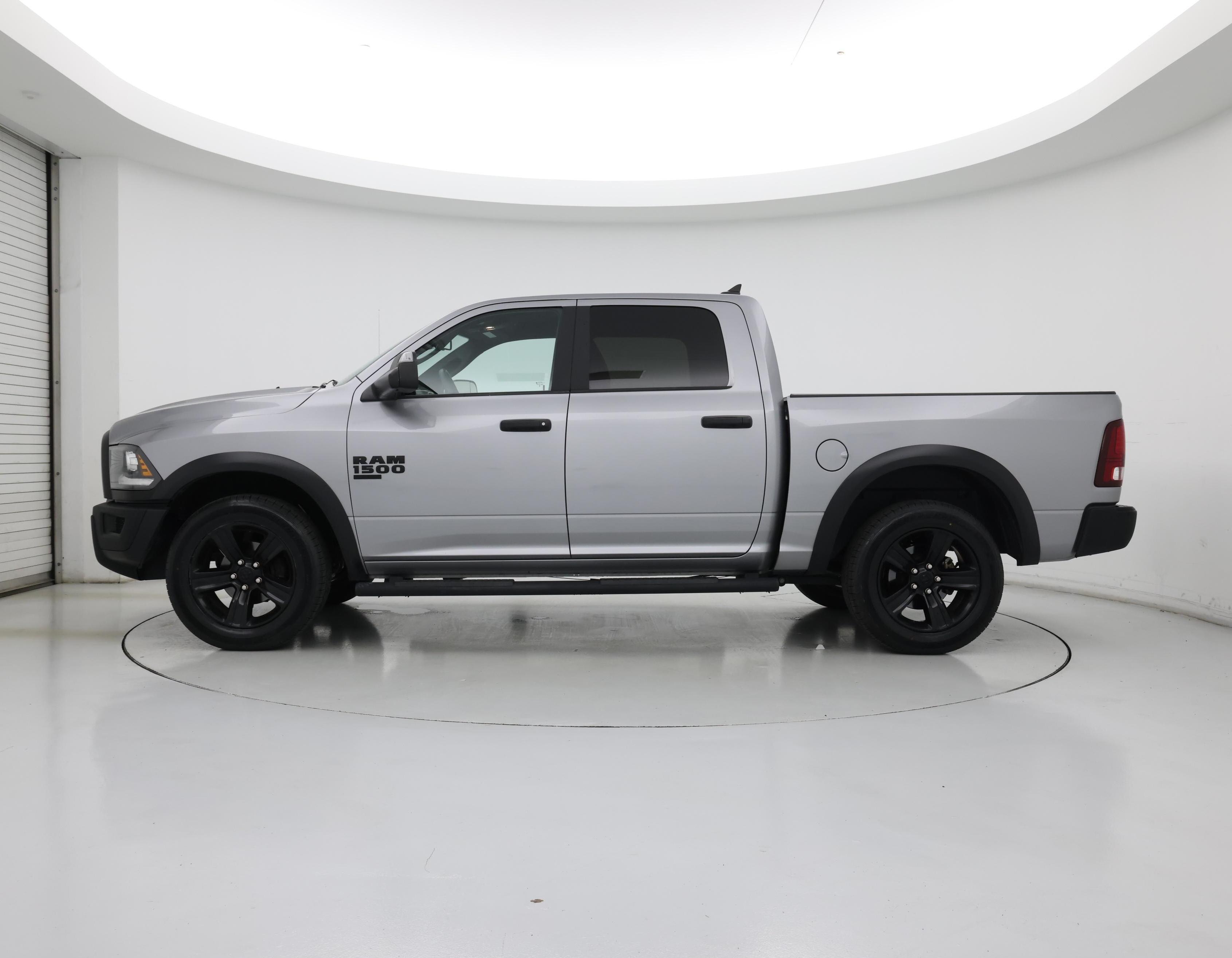 Thumbnail: 2023 RAM 1500 Classic - 3