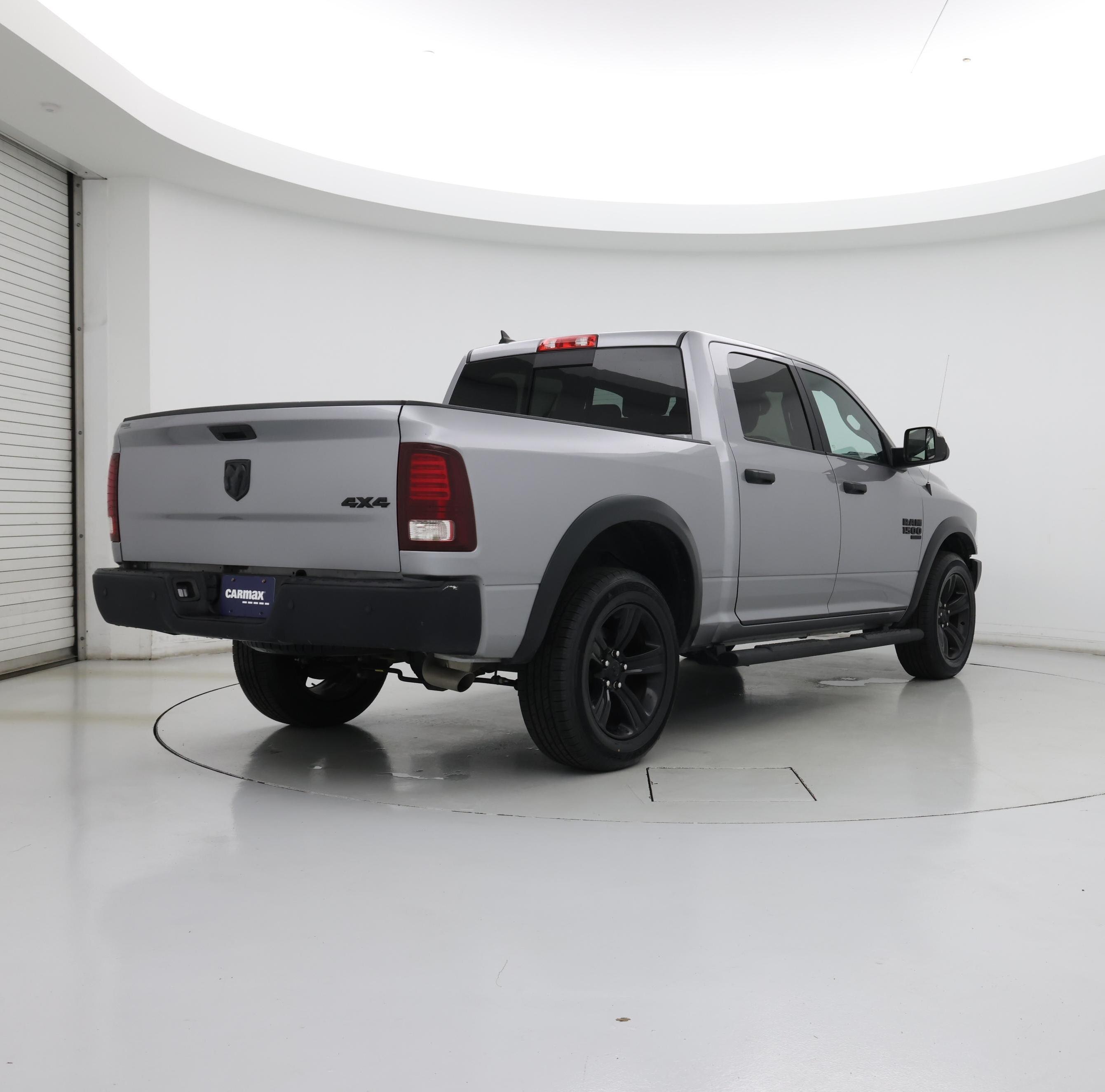 Thumbnail: 2023 RAM 1500 Classic - 8