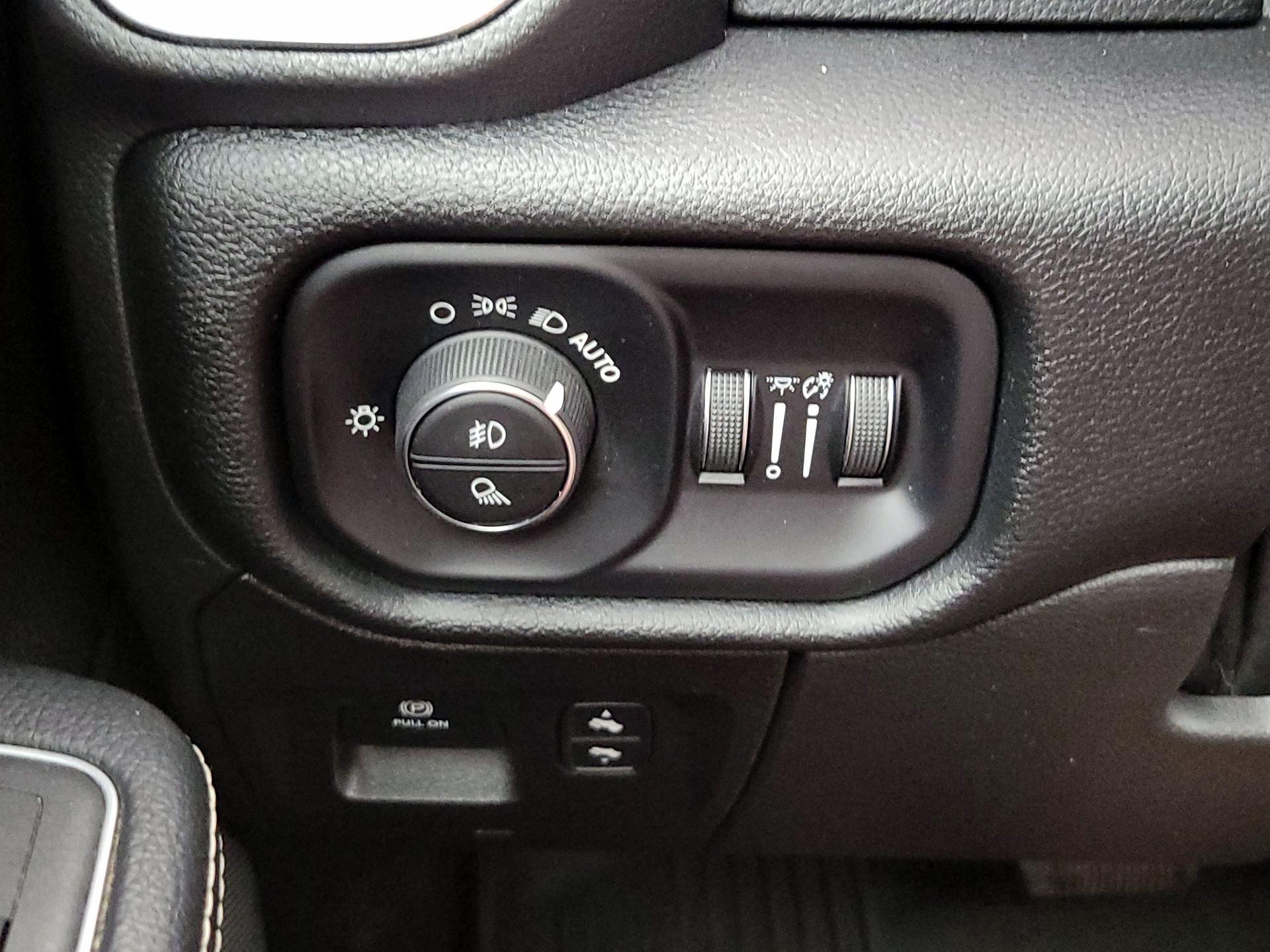 Thumbnail: 2022 RAM 1500 - 13