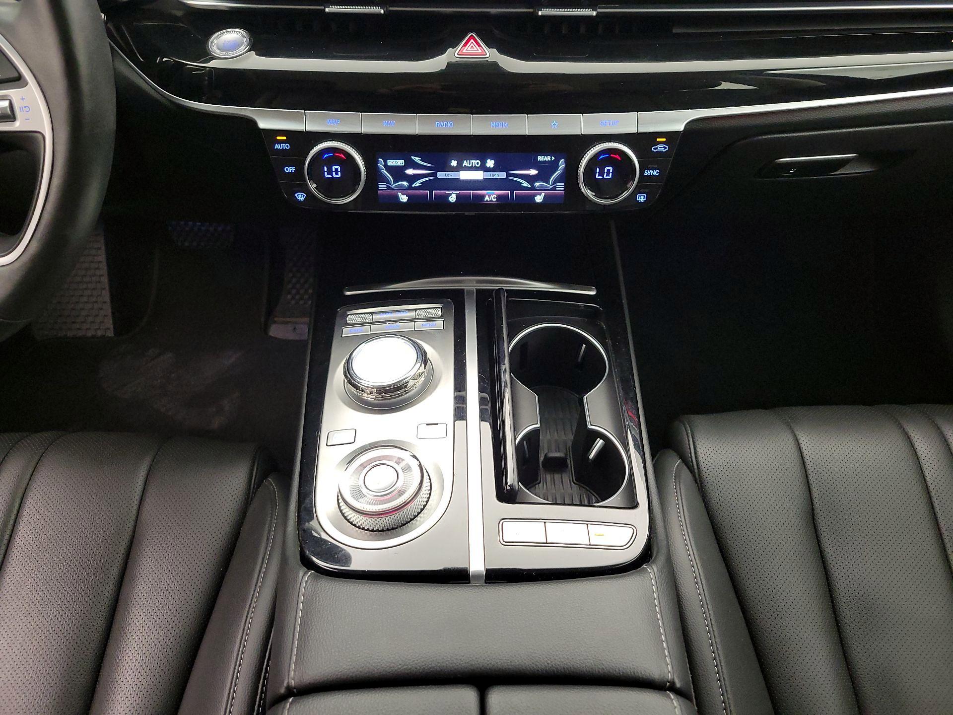 Thumbnail: 2023 Genesis G80 - 18
