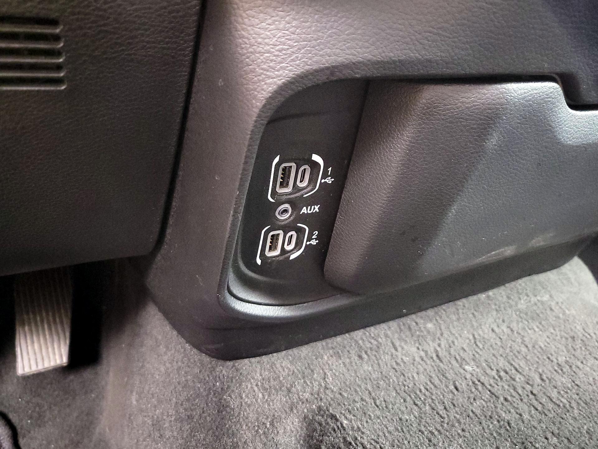 Thumbnail: 2024 RAM 1500 - 19