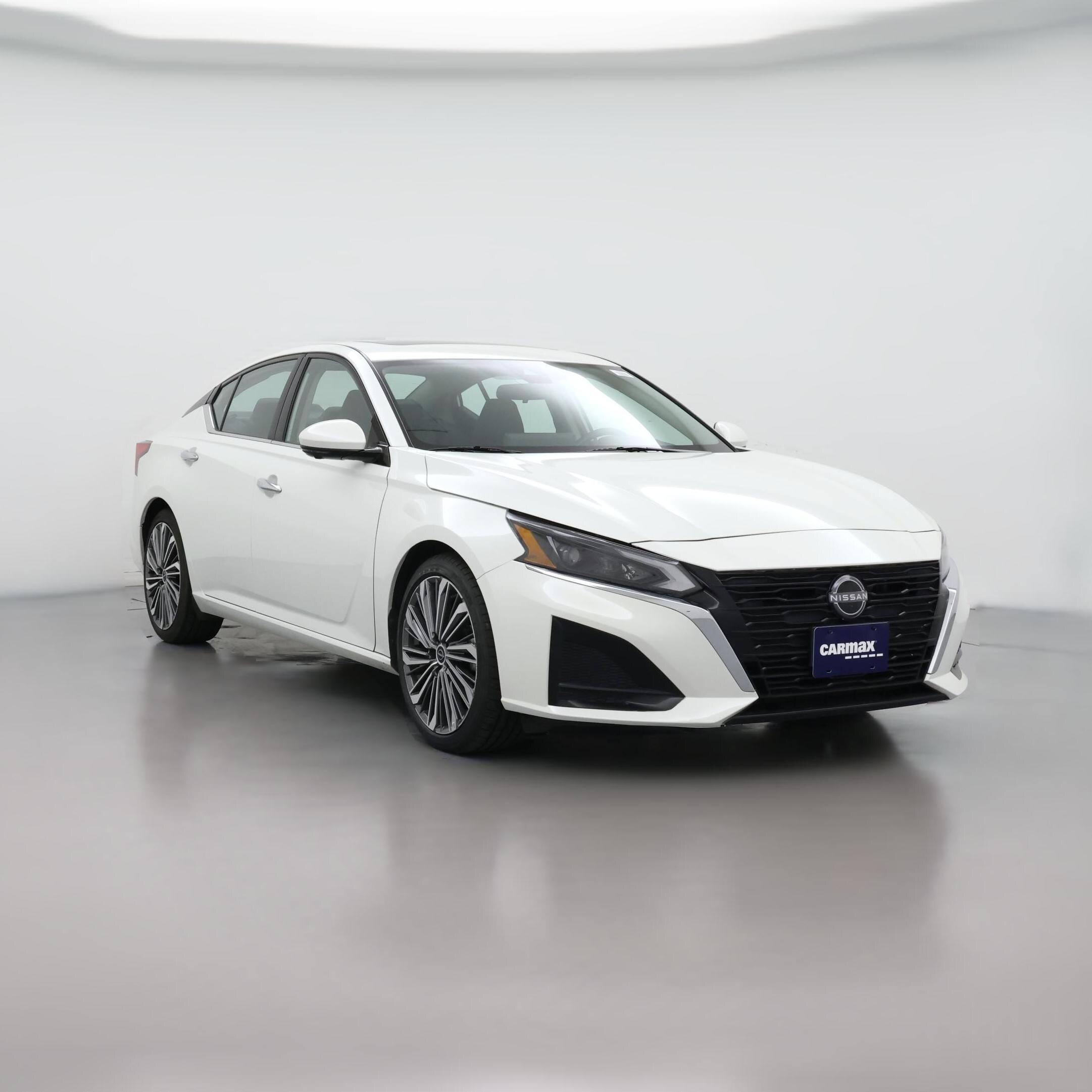 Thumbnail: 2023 Nissan Altima - 1