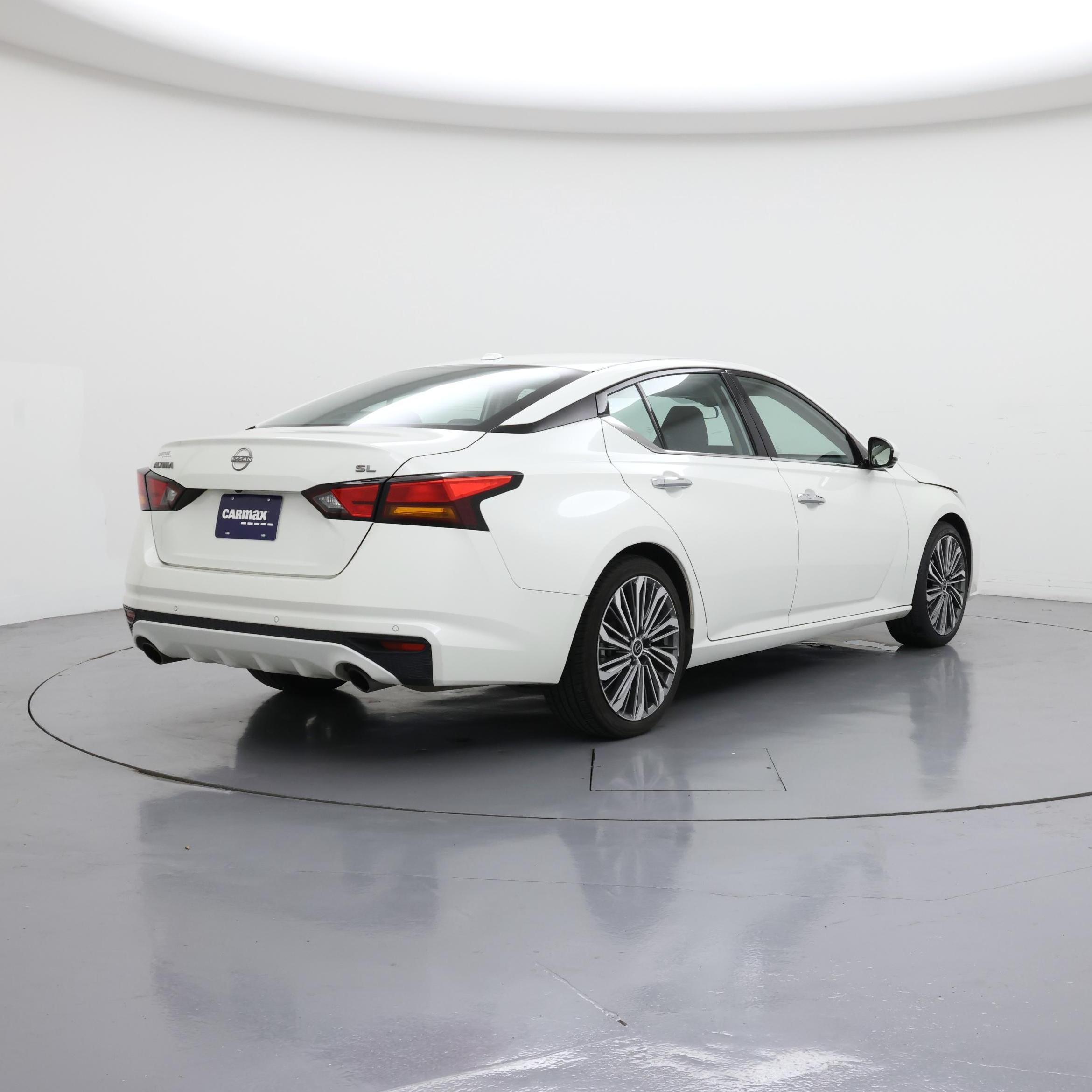 Thumbnail: 2023 Nissan Altima - 8
