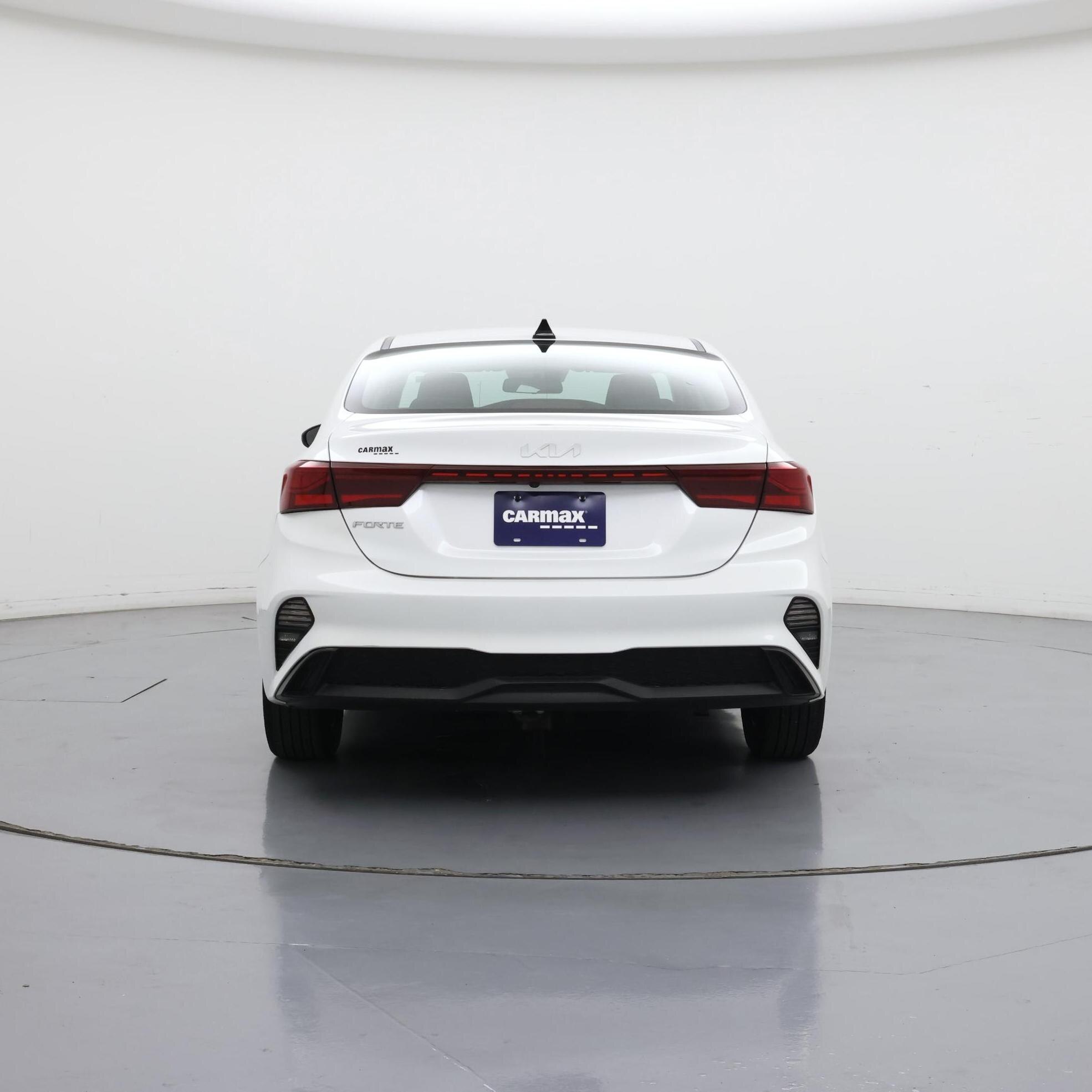 Thumbnail: 2023 Kia Forte - 6