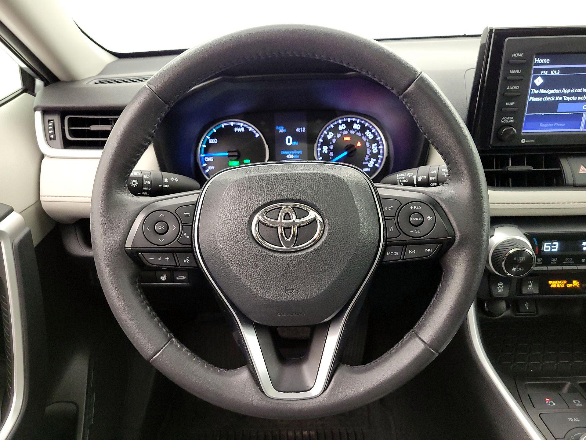 Thumbnail: 2020 Toyota RAV4 - 10