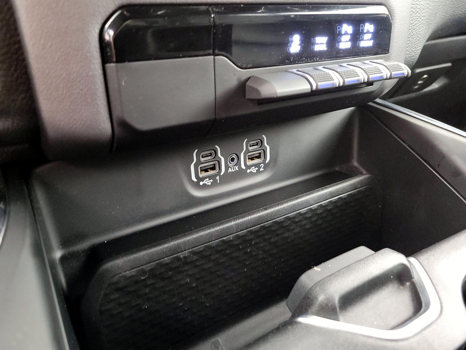 Thumbnail: 2022 RAM 1500 - 18