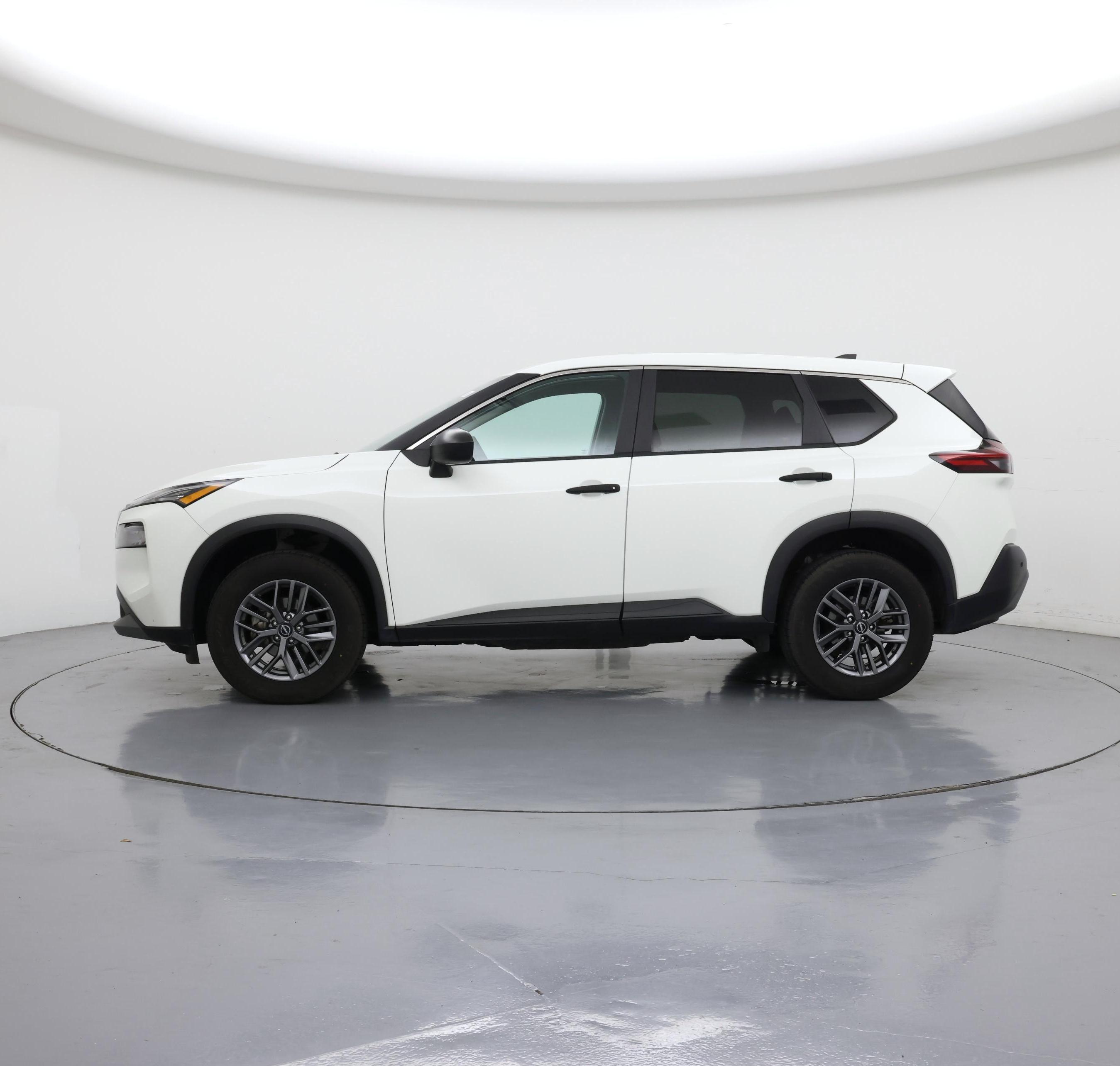 Thumbnail: 2023 Nissan Rogue - 3