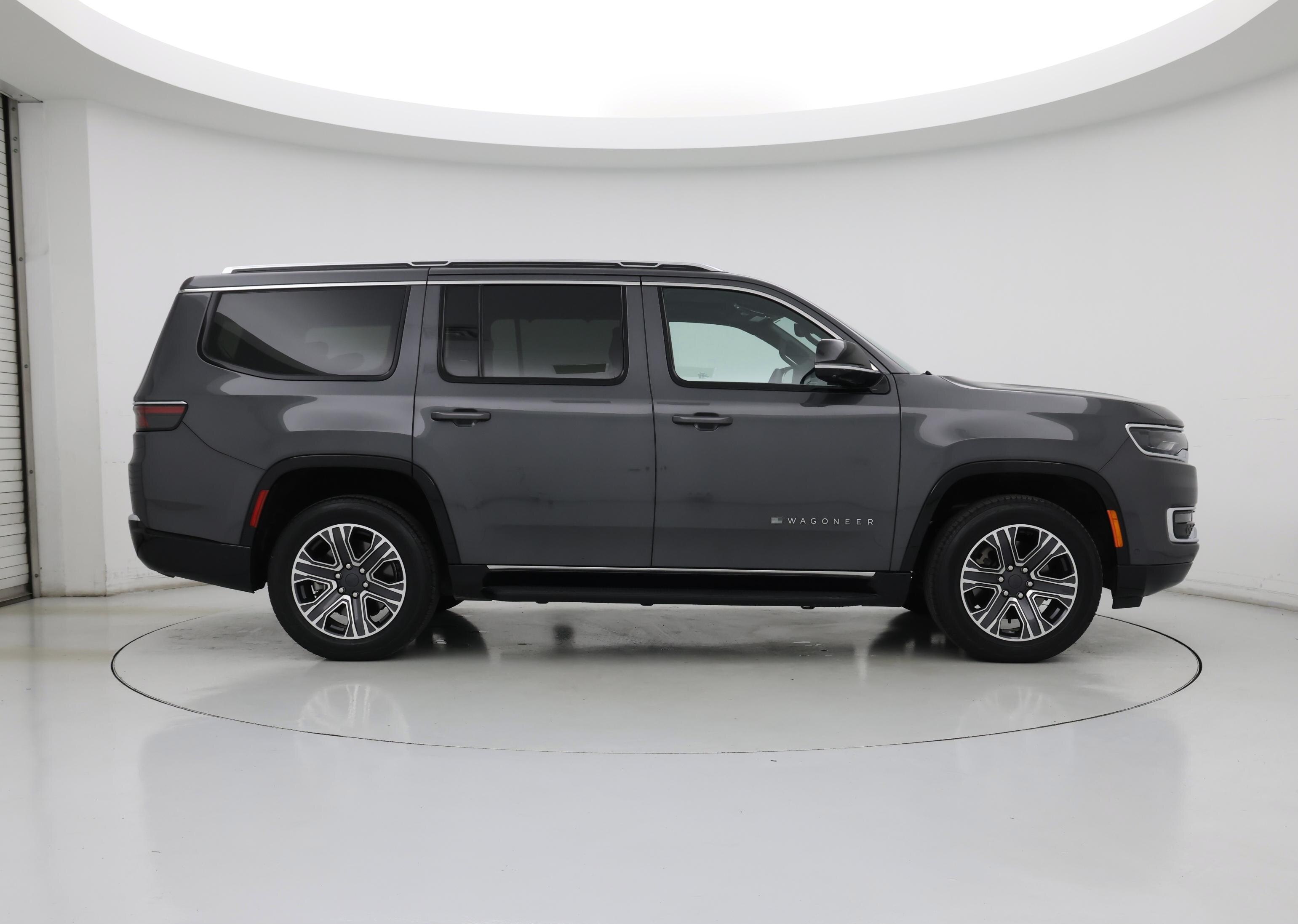 Thumbnail: 2023 Jeep Wagoneer - 7