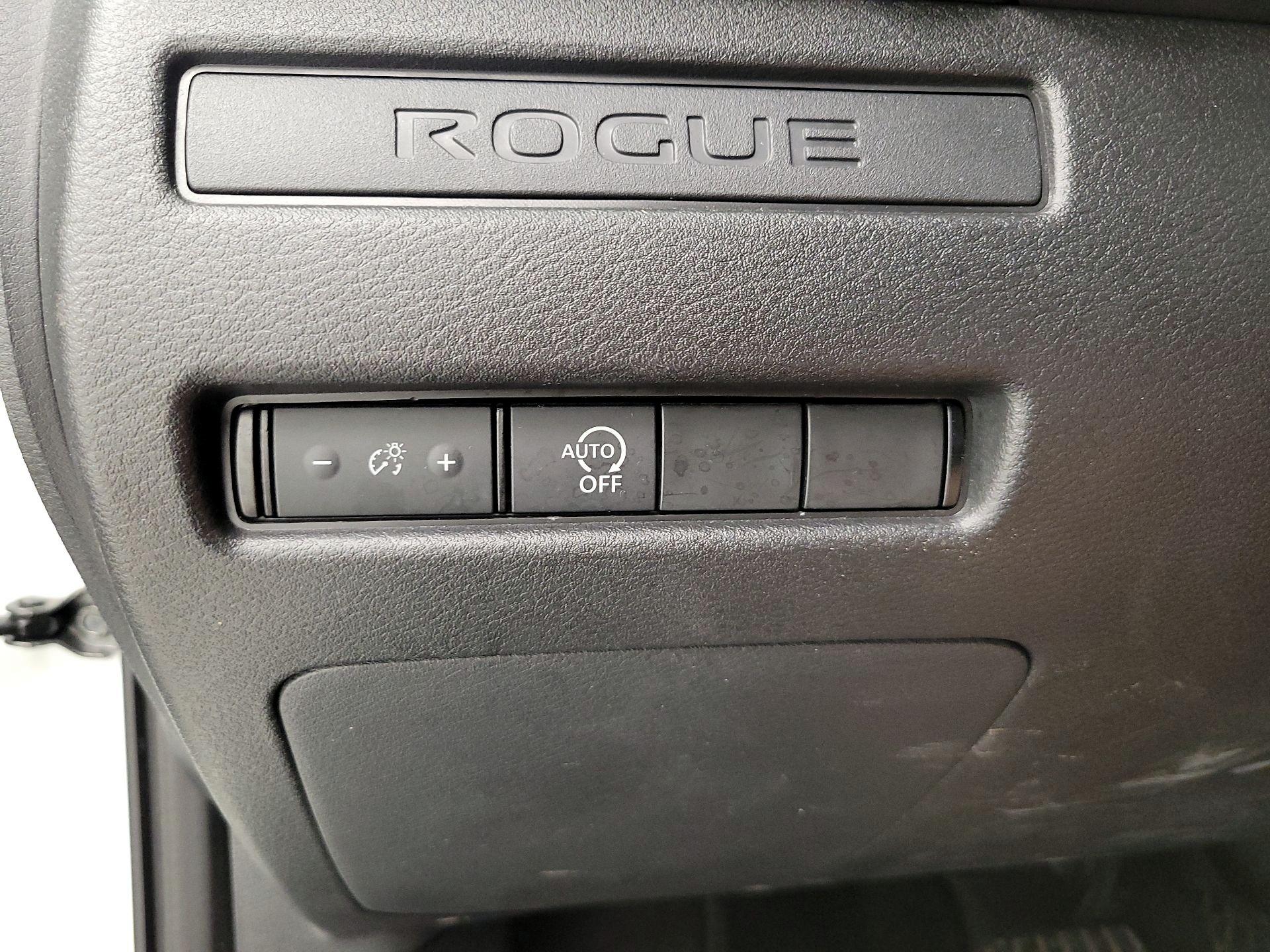 Thumbnail: 2023 Nissan Rogue - 13
