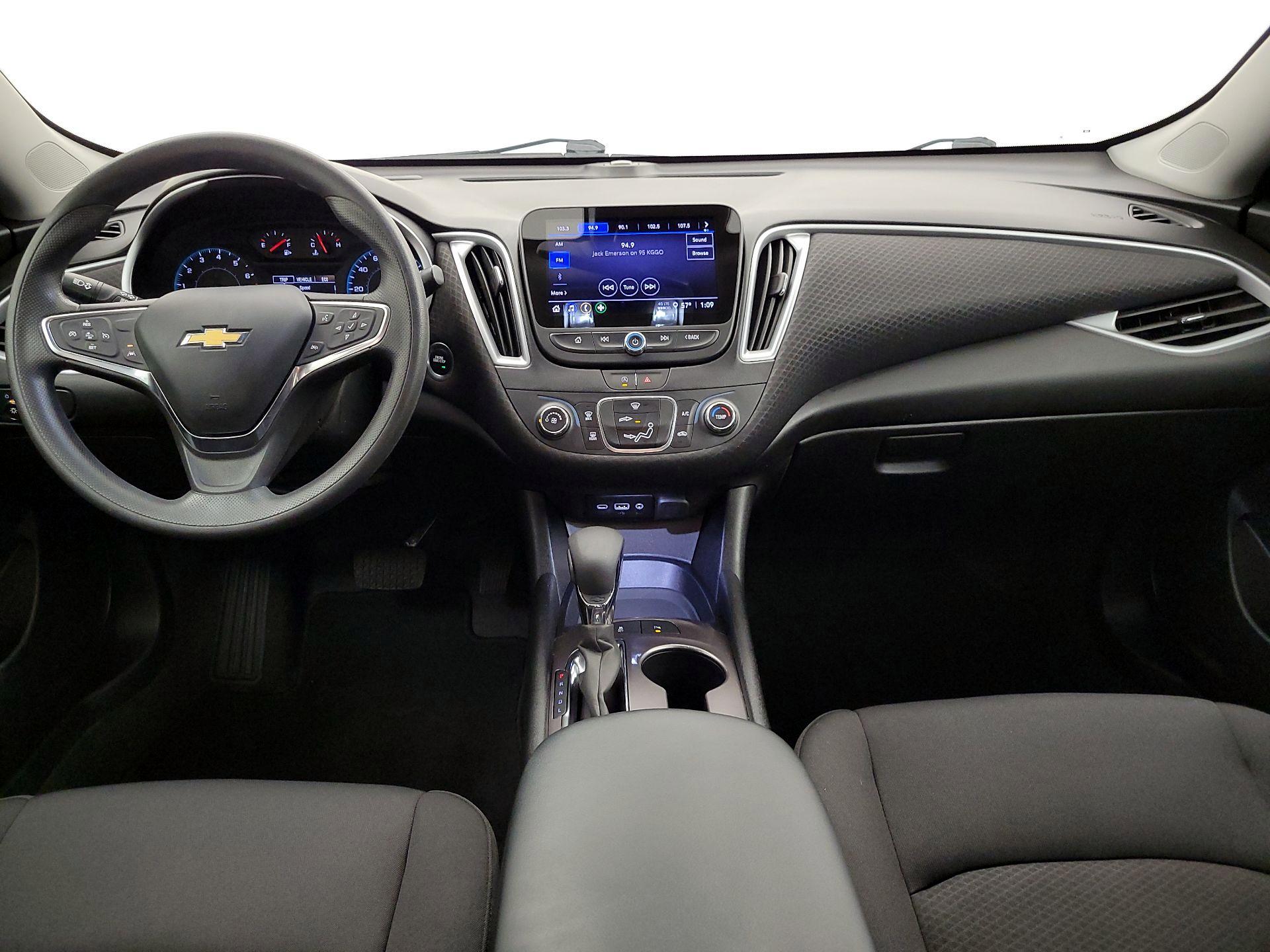 Thumbnail: 2023 Chevrolet Malibu - 9