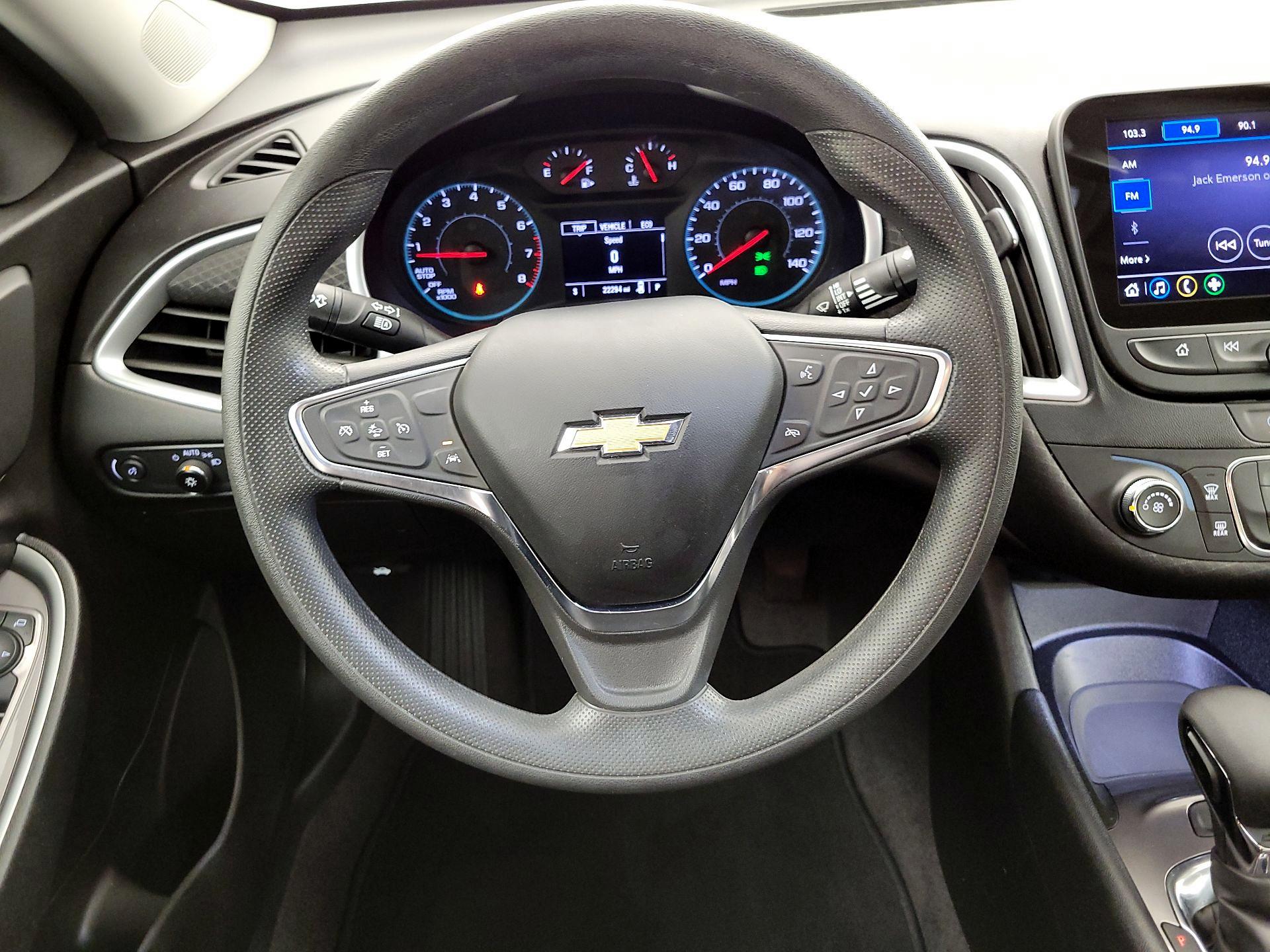 Thumbnail: 2023 Chevrolet Malibu - 10