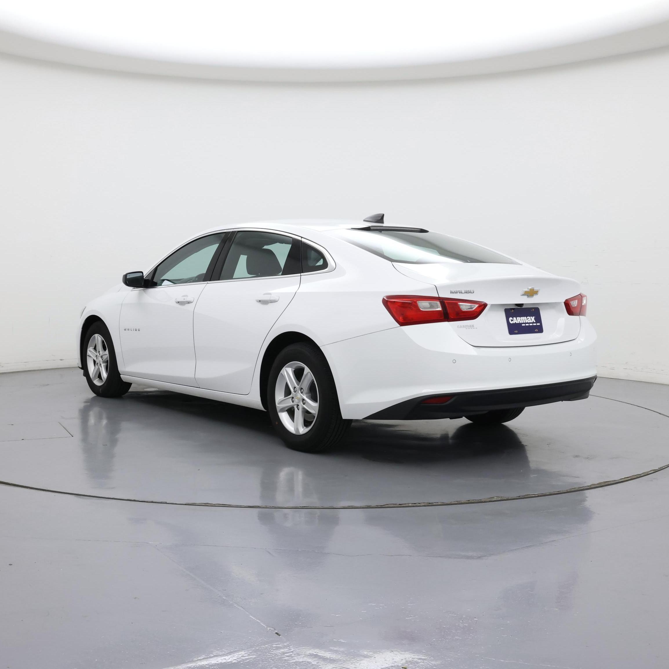 Thumbnail: 2023 Chevrolet Malibu - 2