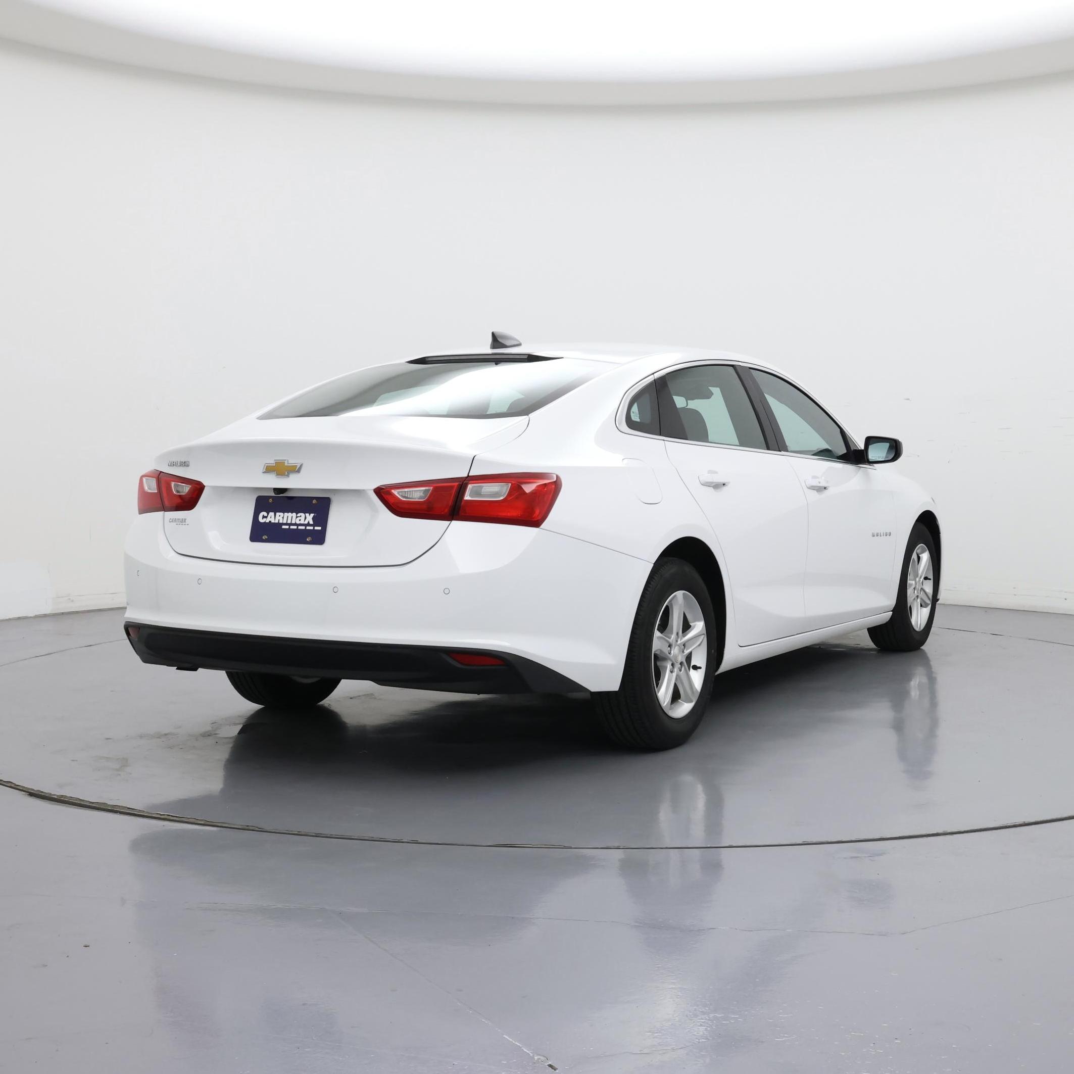 Thumbnail: 2023 Chevrolet Malibu - 8