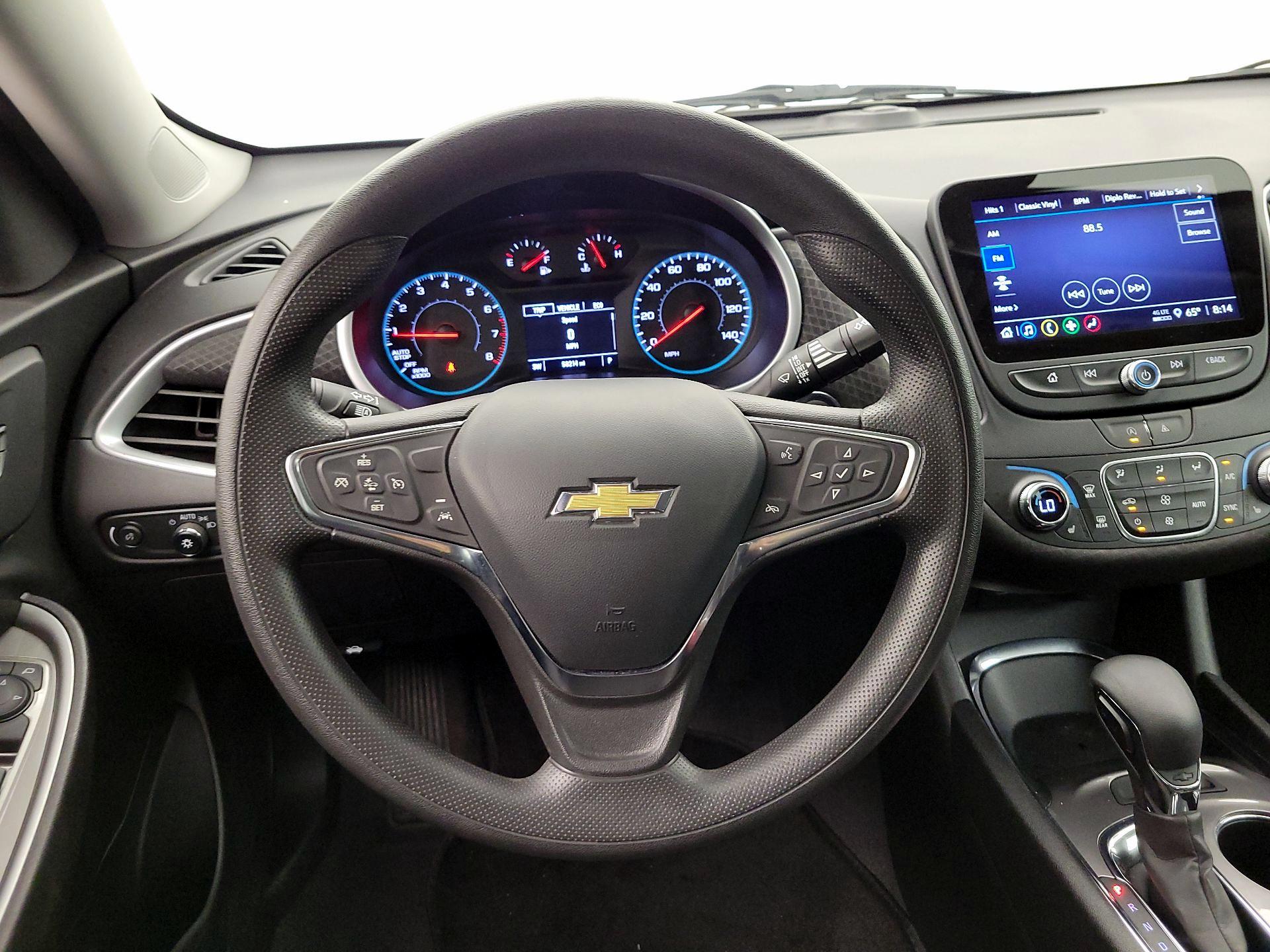 Thumbnail: 2023 Chevrolet Malibu - 10