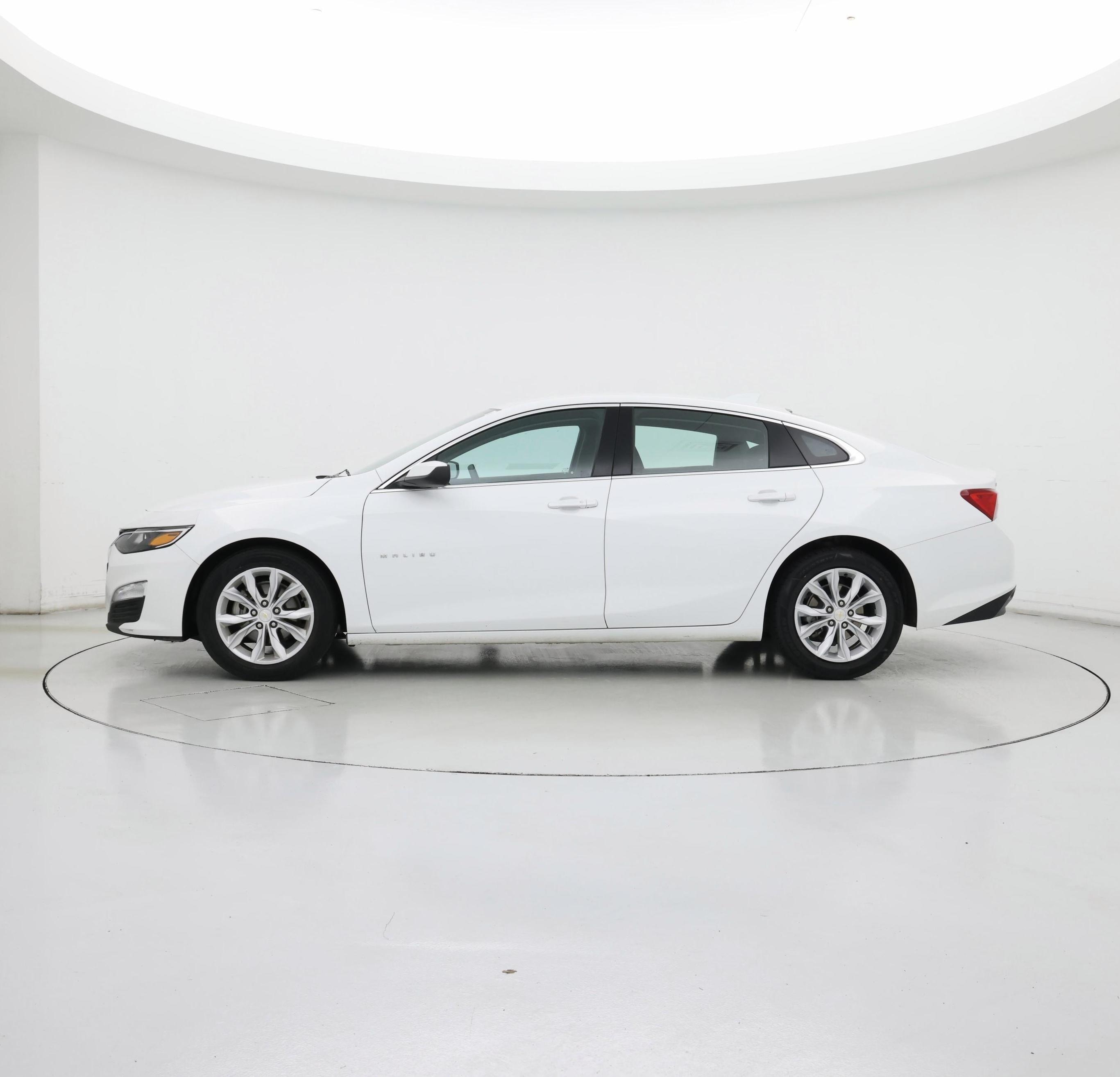 Thumbnail: 2023 Chevrolet Malibu - 3