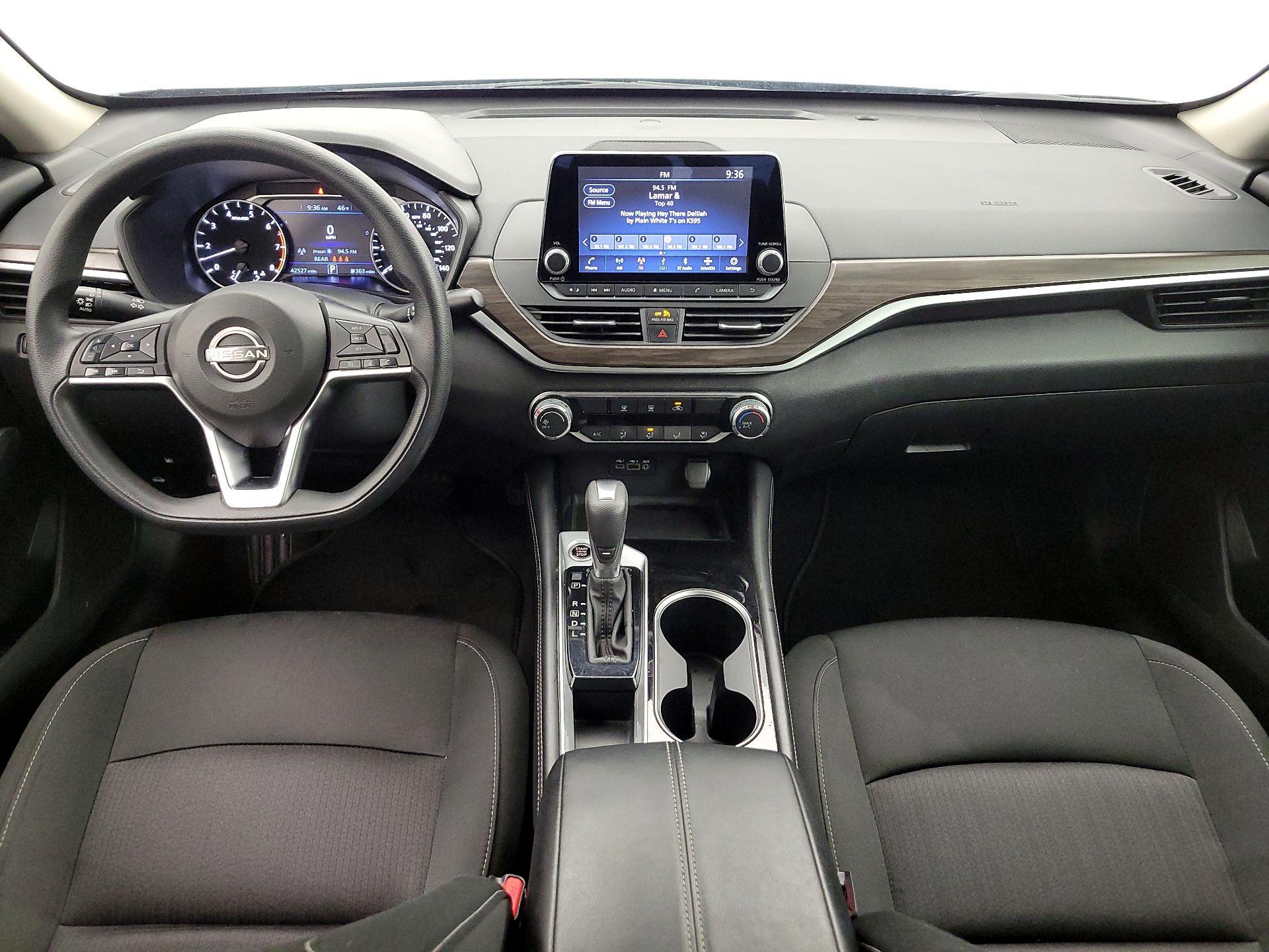 Thumbnail: 2023 Nissan Altima - 9