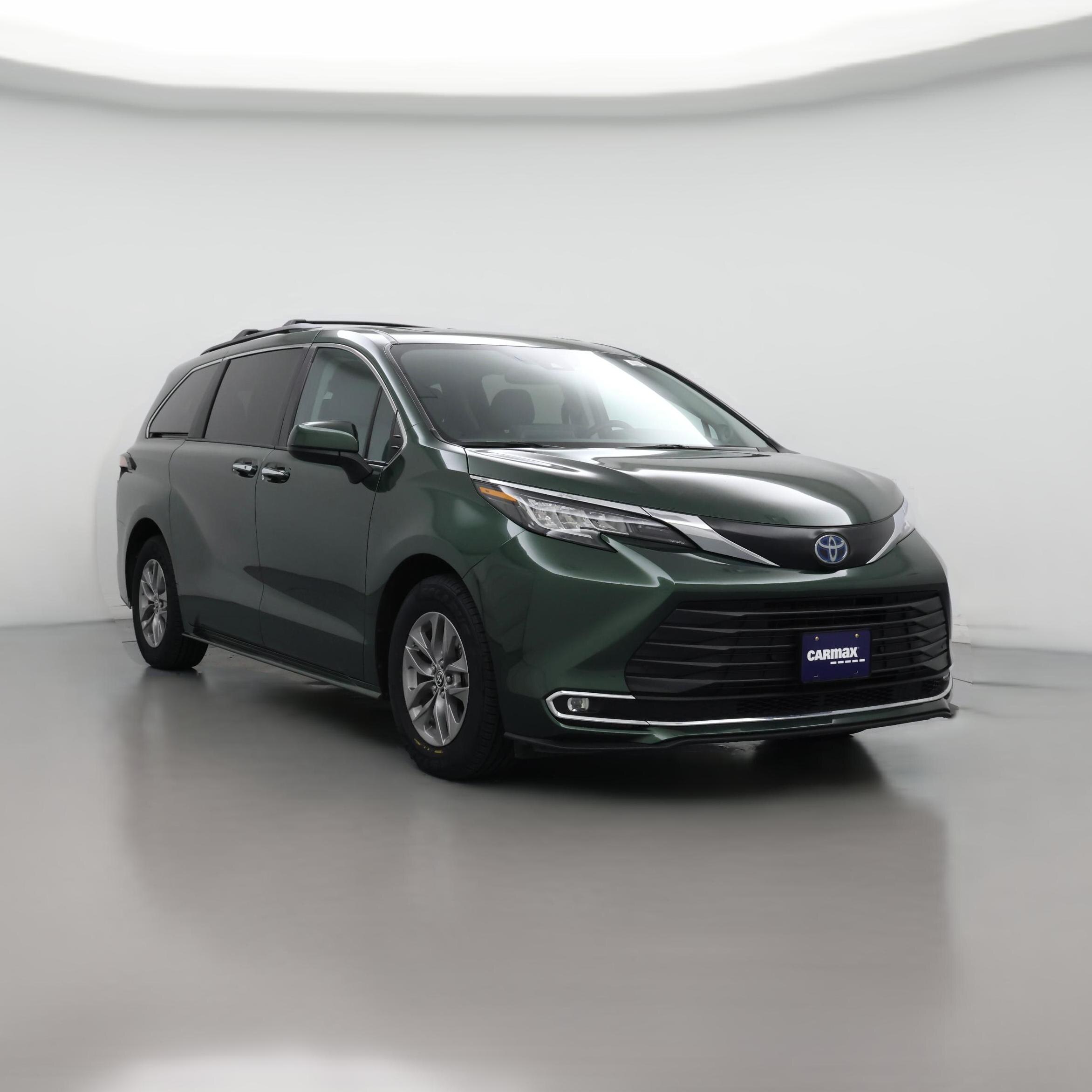 Thumbnail: 2022 Toyota Sienna - 1