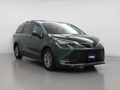 2022 Toyota Sienna Hybrid XLE