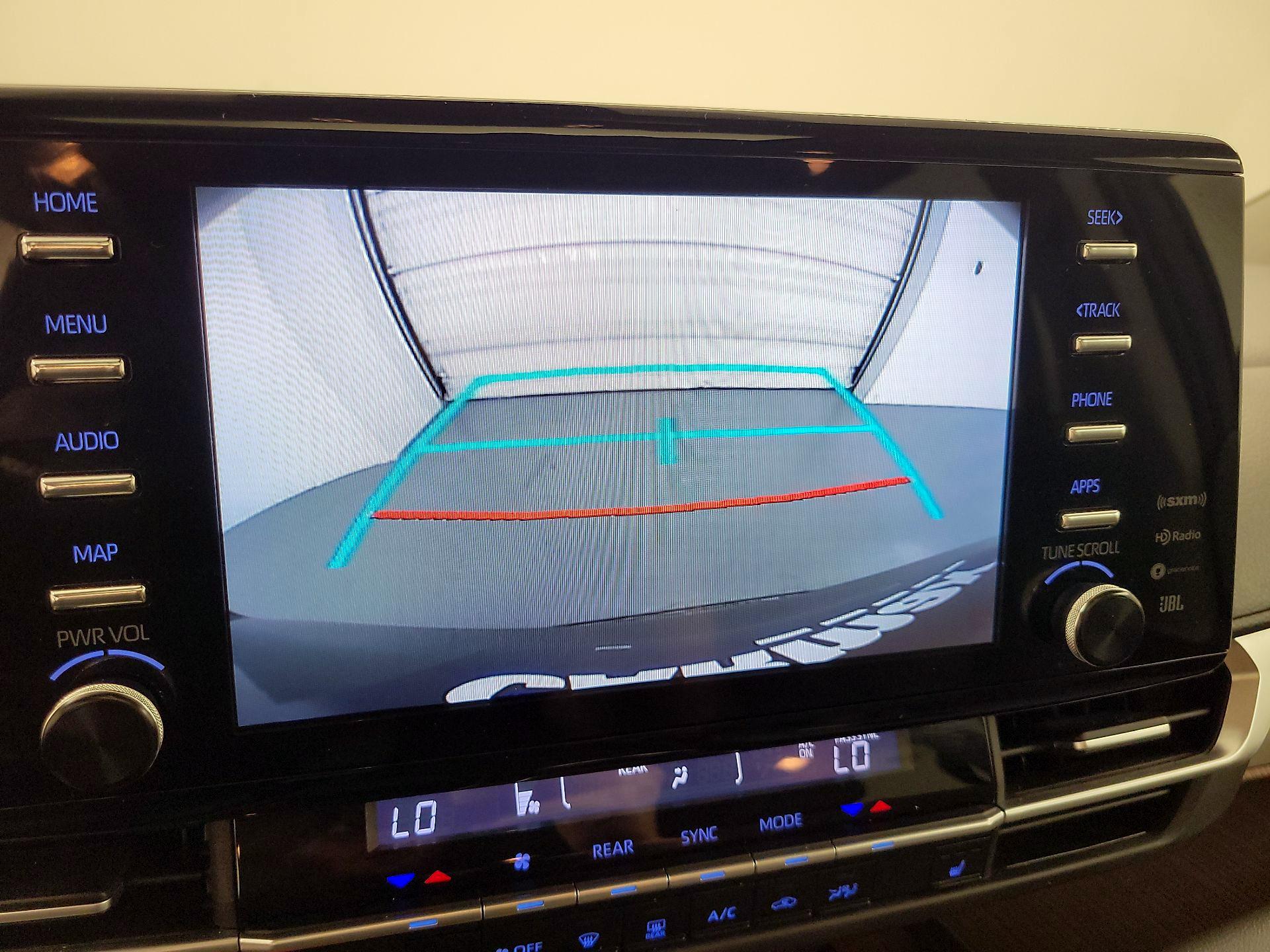 Thumbnail: 2022 Toyota Sienna - 15