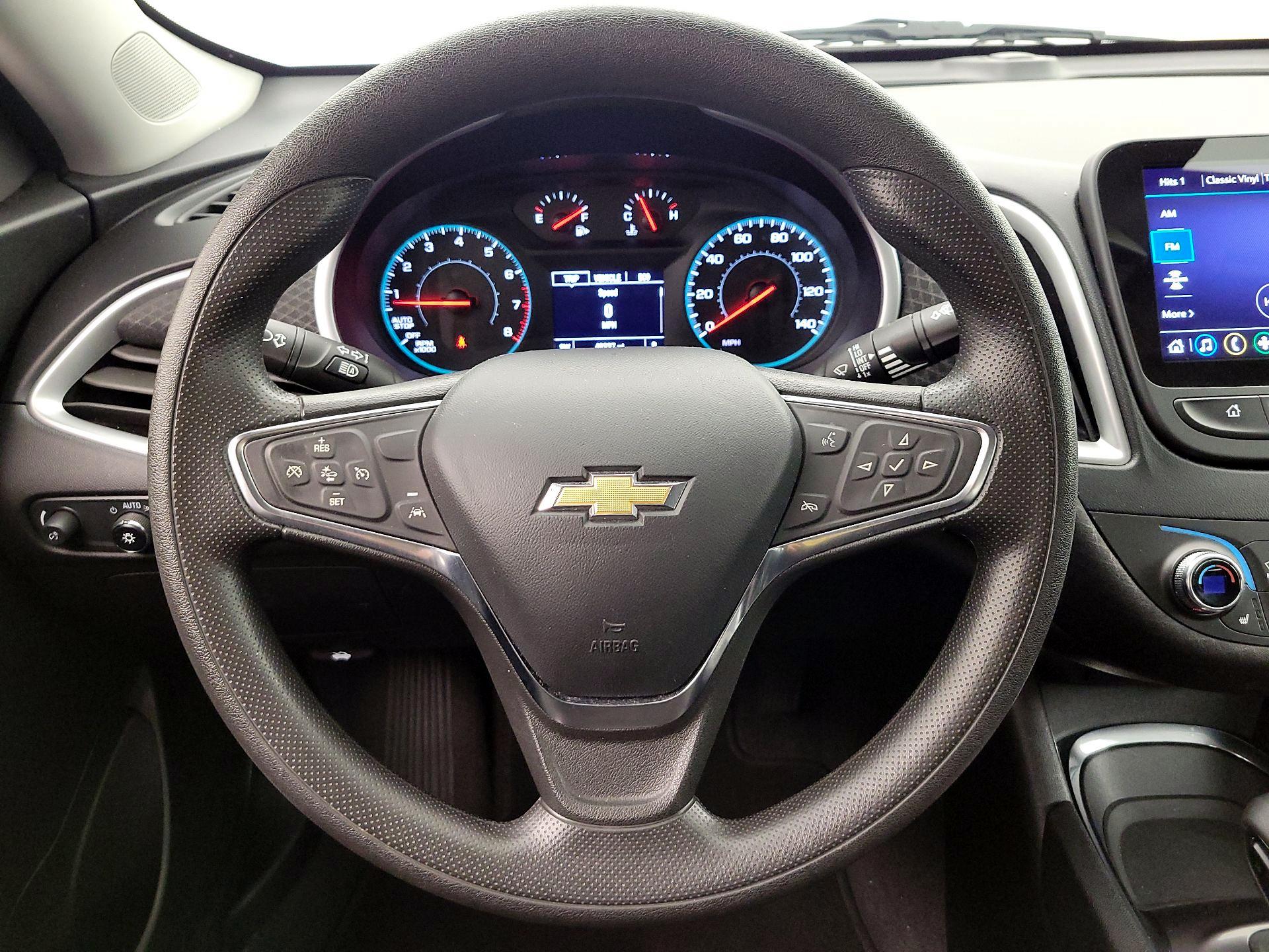Thumbnail: 2023 Chevrolet Malibu - 10
