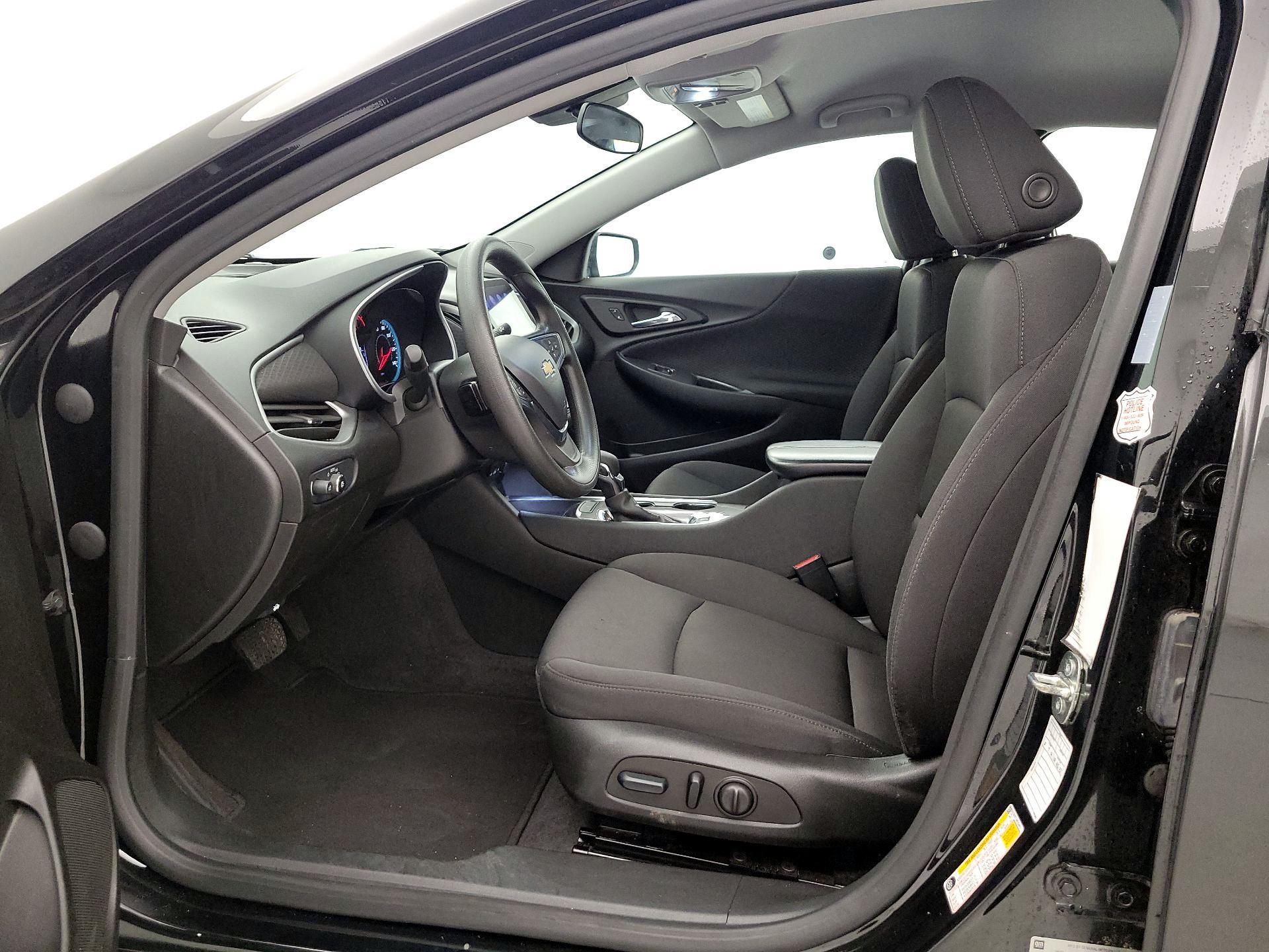 Thumbnail: 2023 Chevrolet Malibu - 11