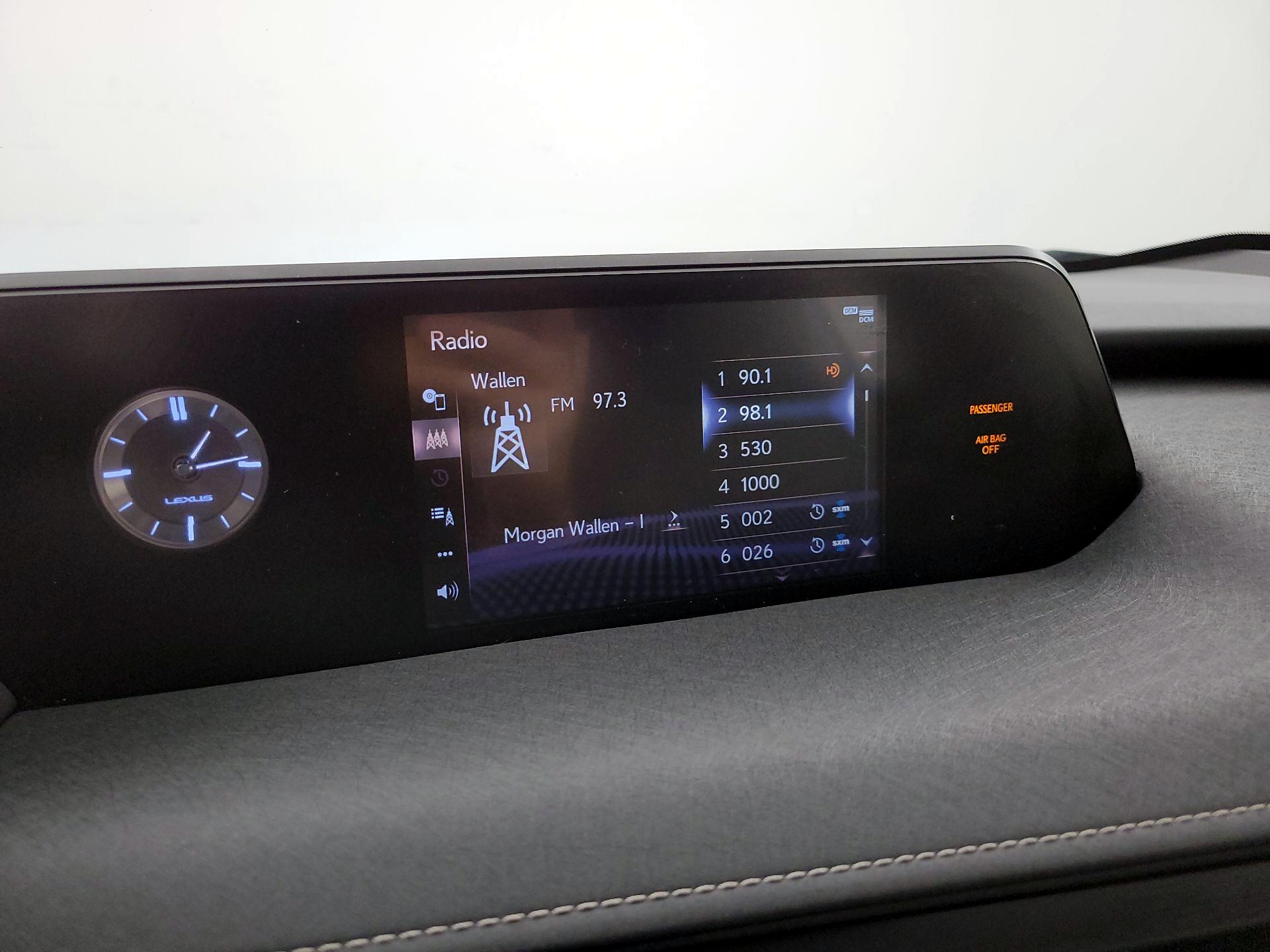 Thumbnail: 2021 Lexus UX - 15