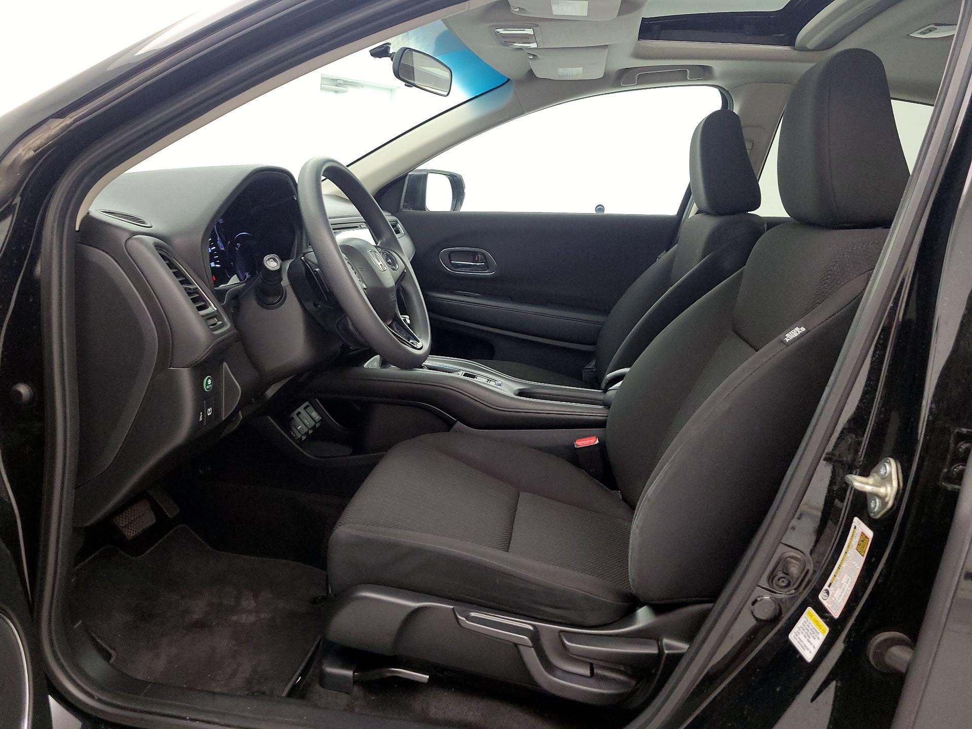 Thumbnail: 2016 Honda HR-V - 11