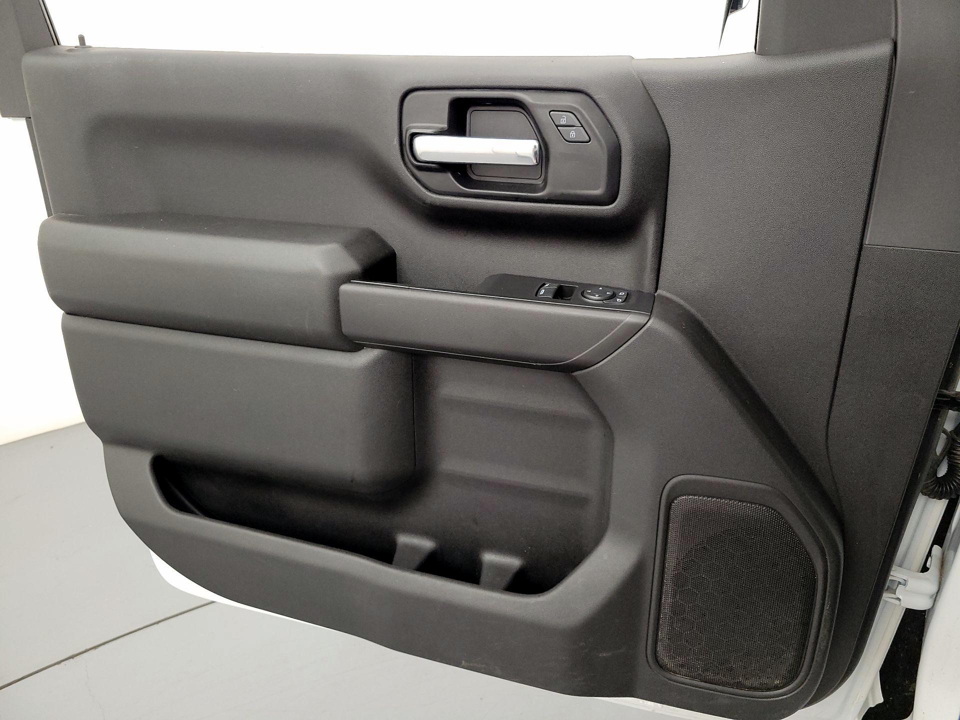Thumbnail: 2021 Chevrolet Silverado 1500 - 12