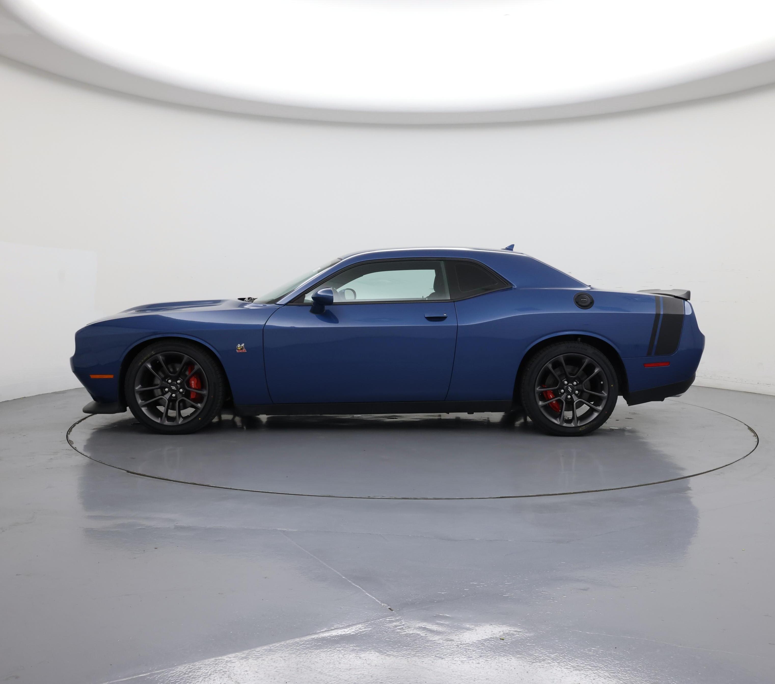 Thumbnail: 2022 Dodge Challenger - 3