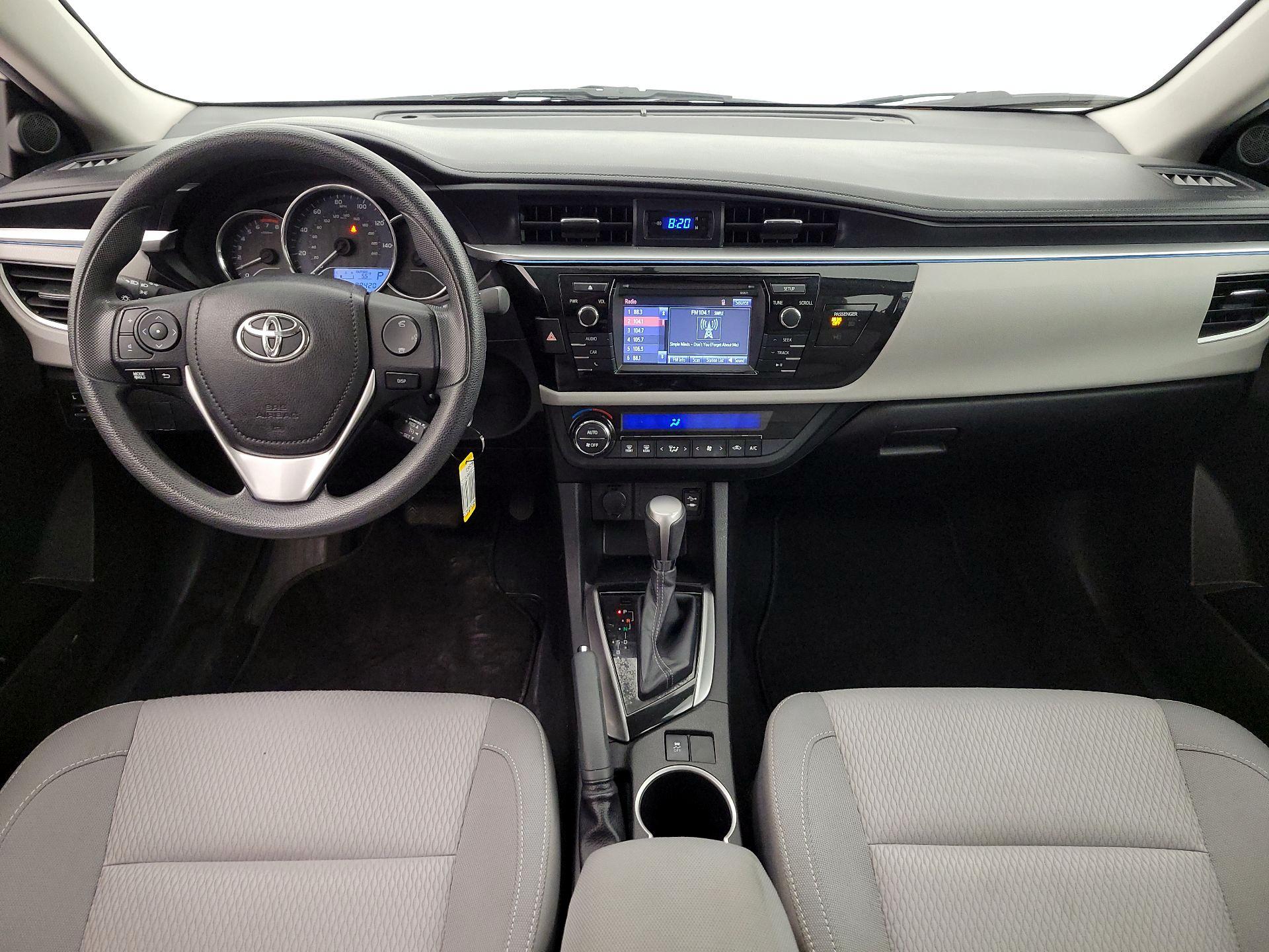 Thumbnail: 2015 Toyota Corolla - 9