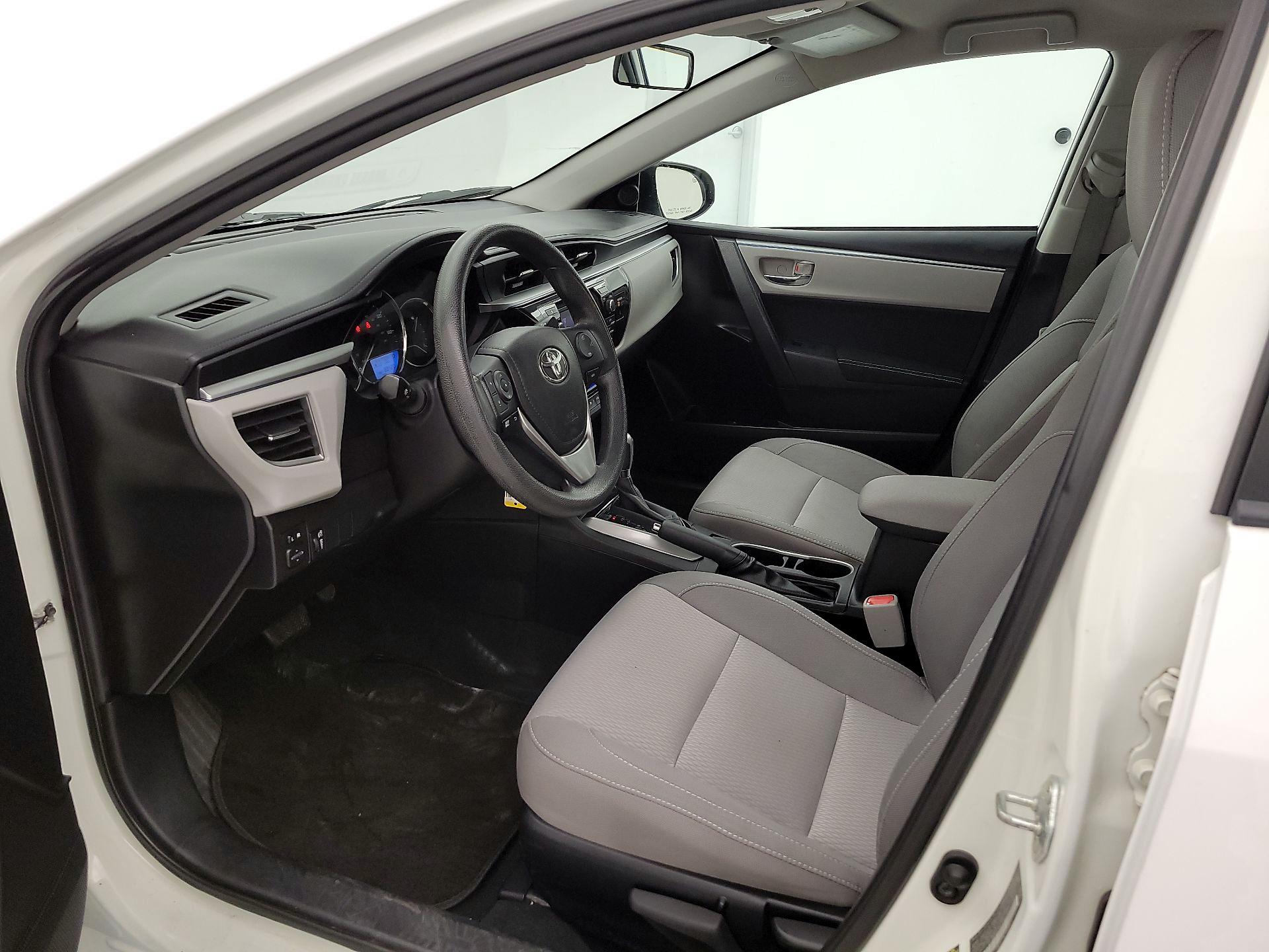 Thumbnail: 2015 Toyota Corolla - 11