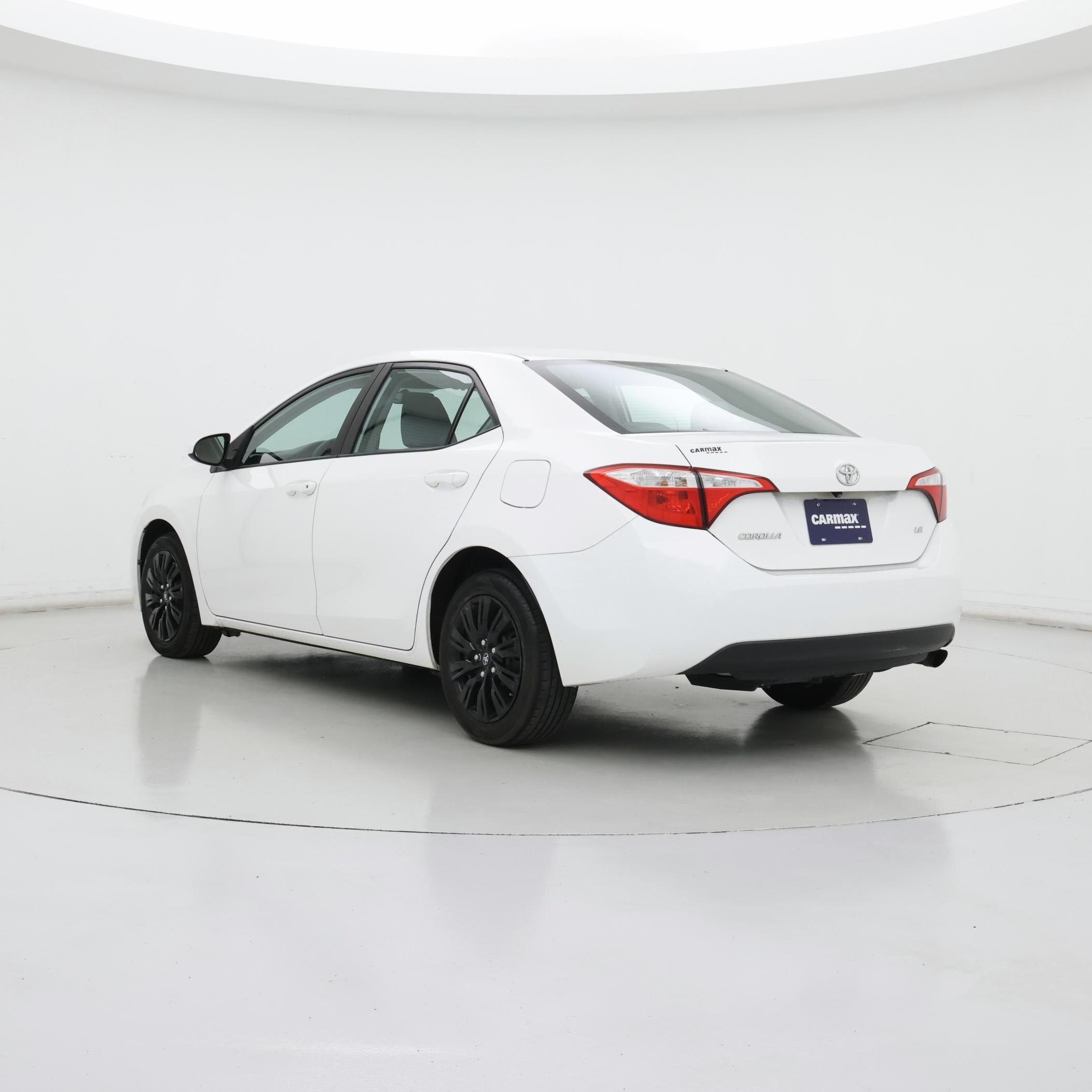 Thumbnail: 2015 Toyota Corolla - 2