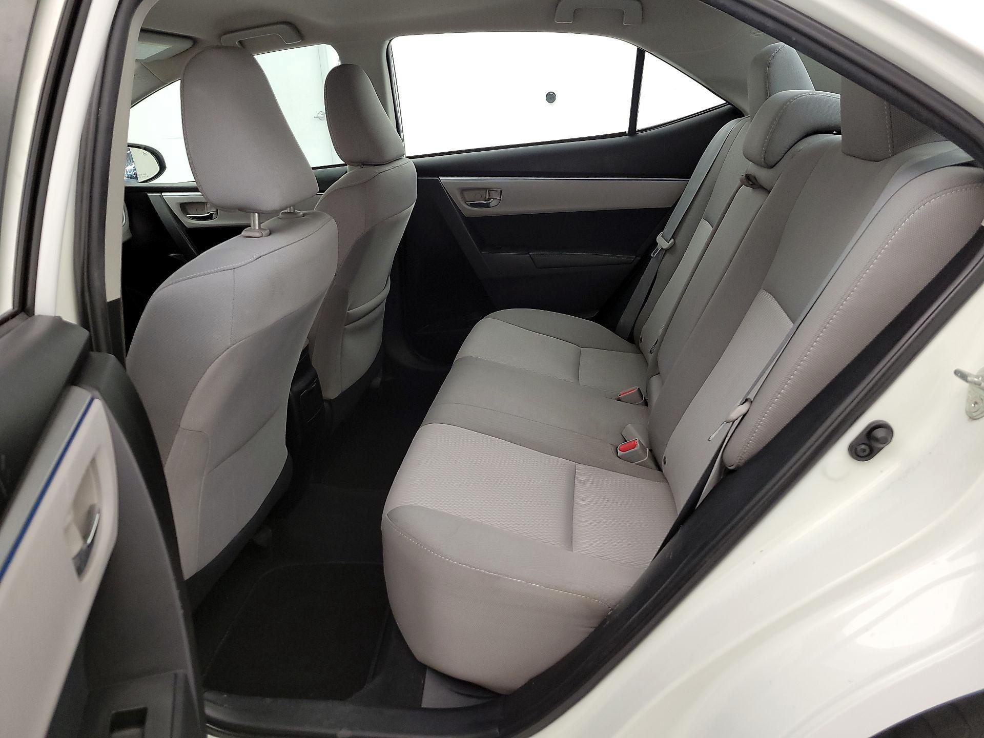 Thumbnail: 2015 Toyota Corolla - 19