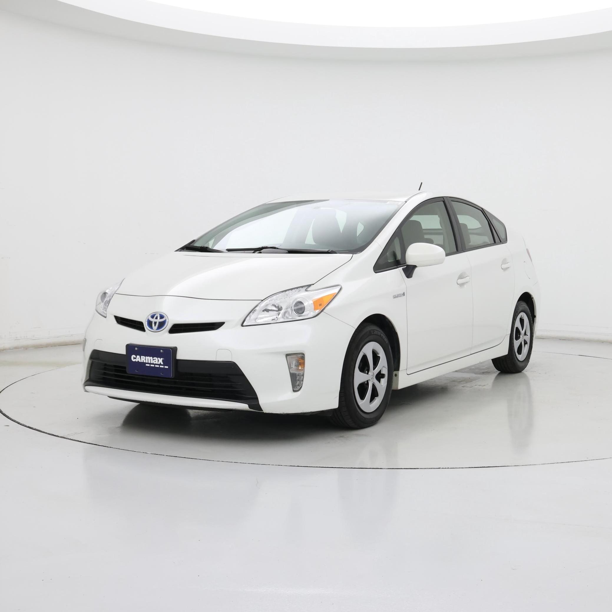 Thumbnail: 2014 Toyota Prius - 4