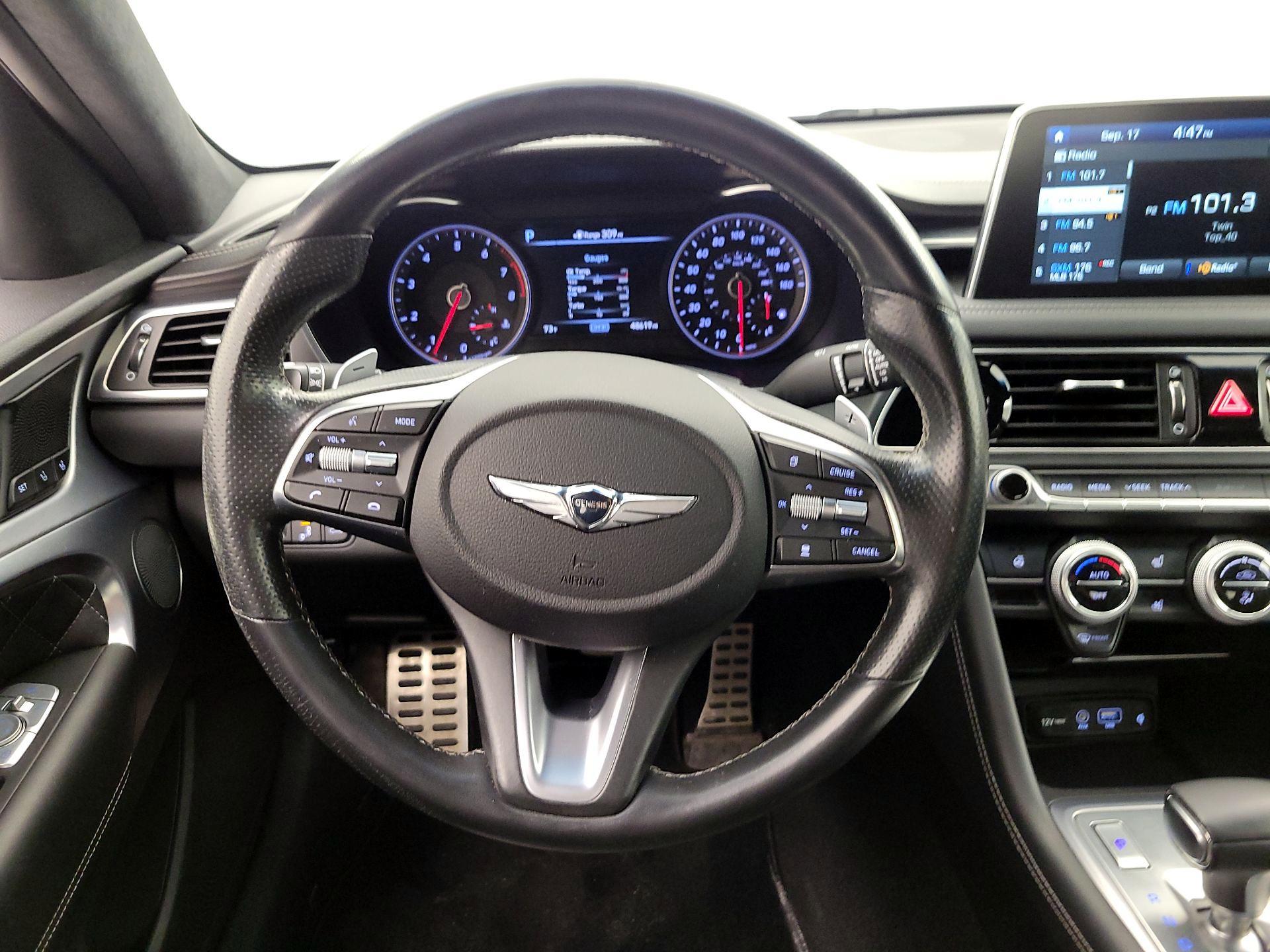 Thumbnail: 2019 Genesis G70 - 10
