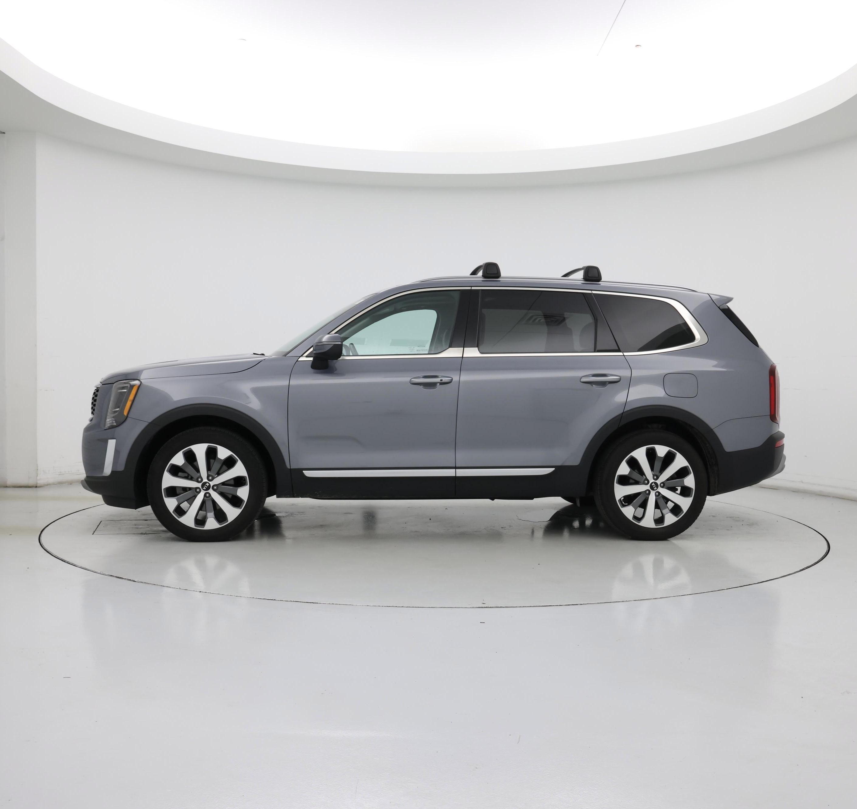 Thumbnail: 2020 Kia Telluride - 3