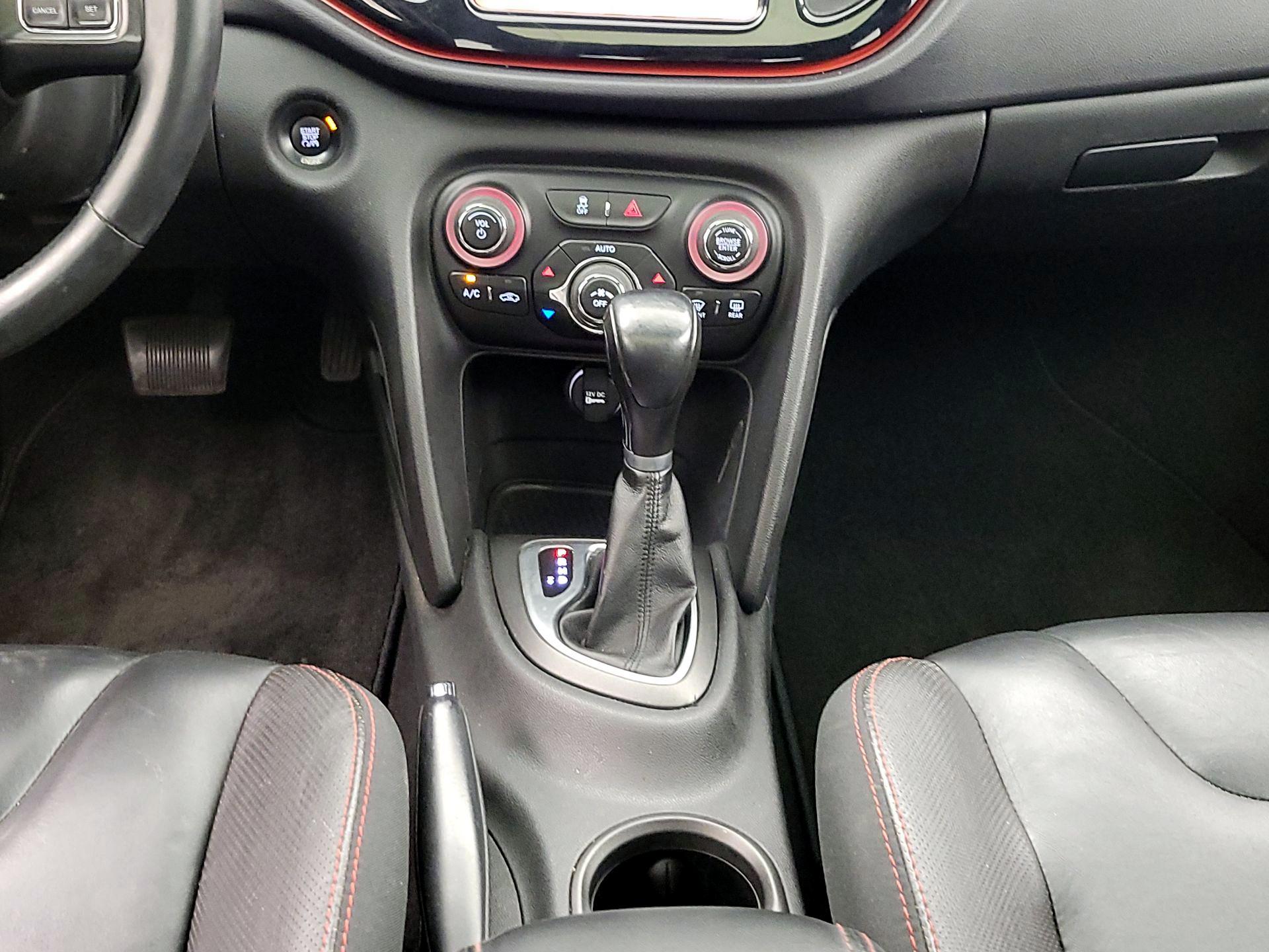Thumbnail: 2015 Dodge Dart - 17