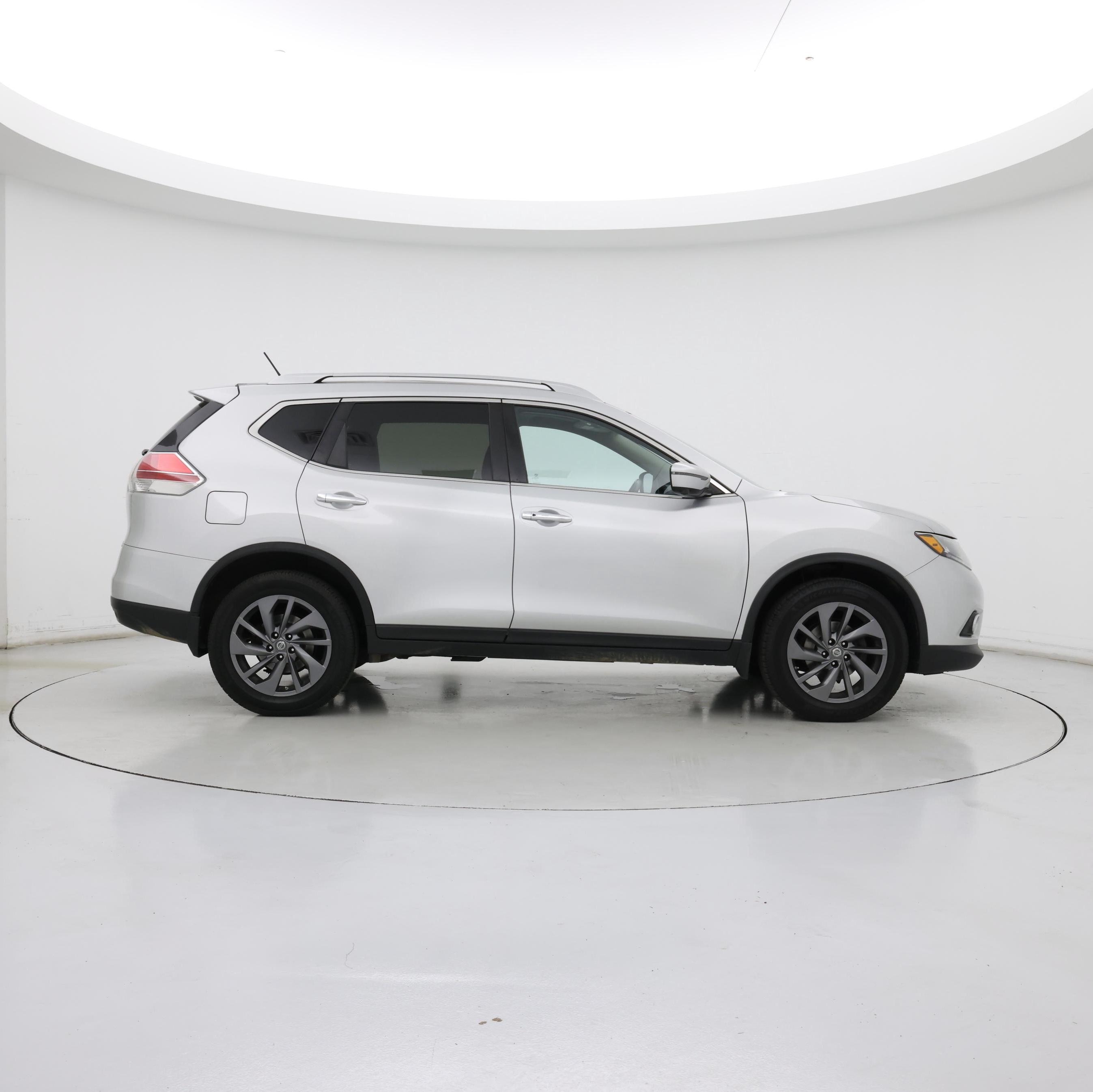 Thumbnail: 2016 Nissan Rogue - 7