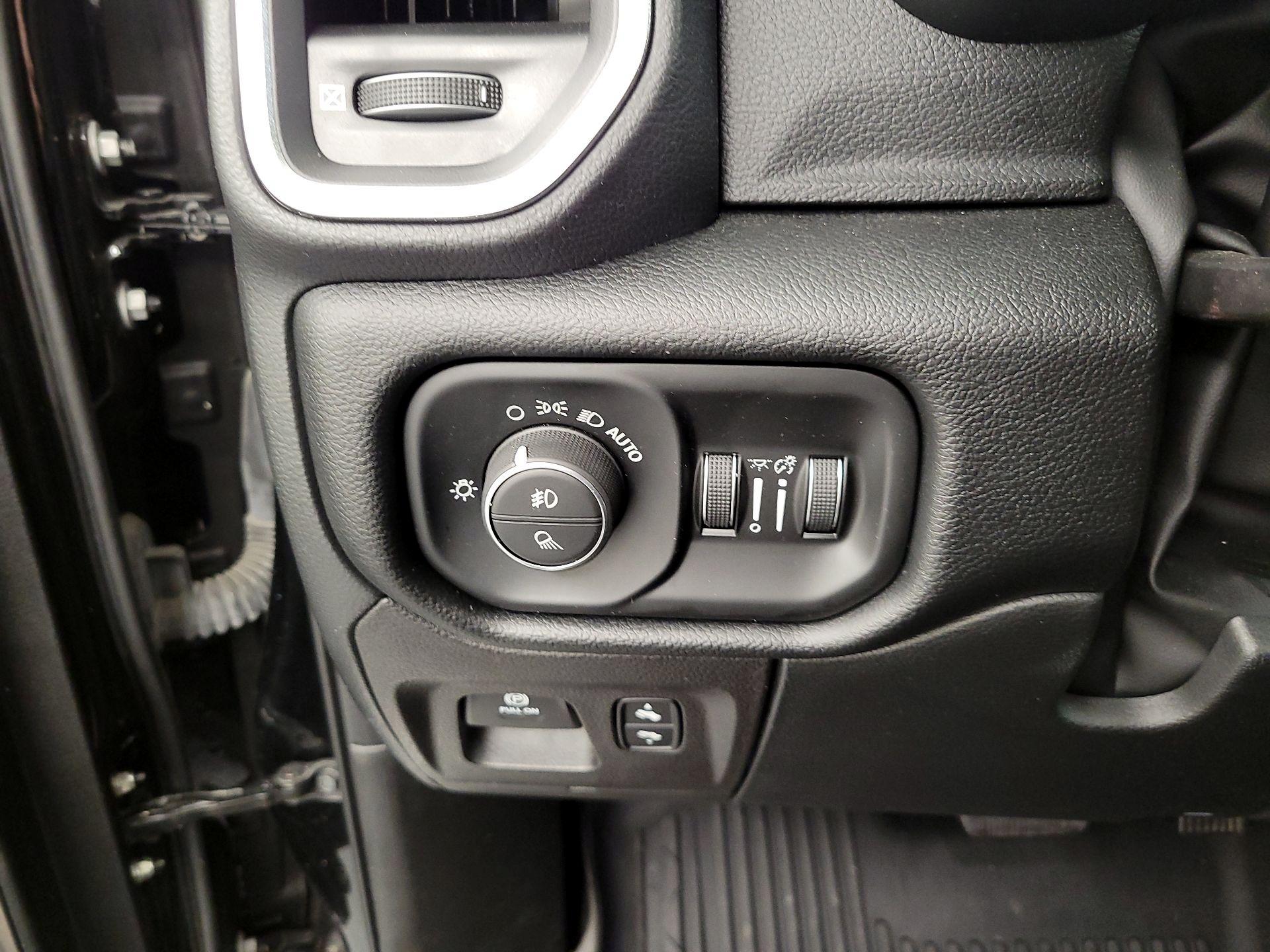 Thumbnail: 2022 RAM 1500 - 13