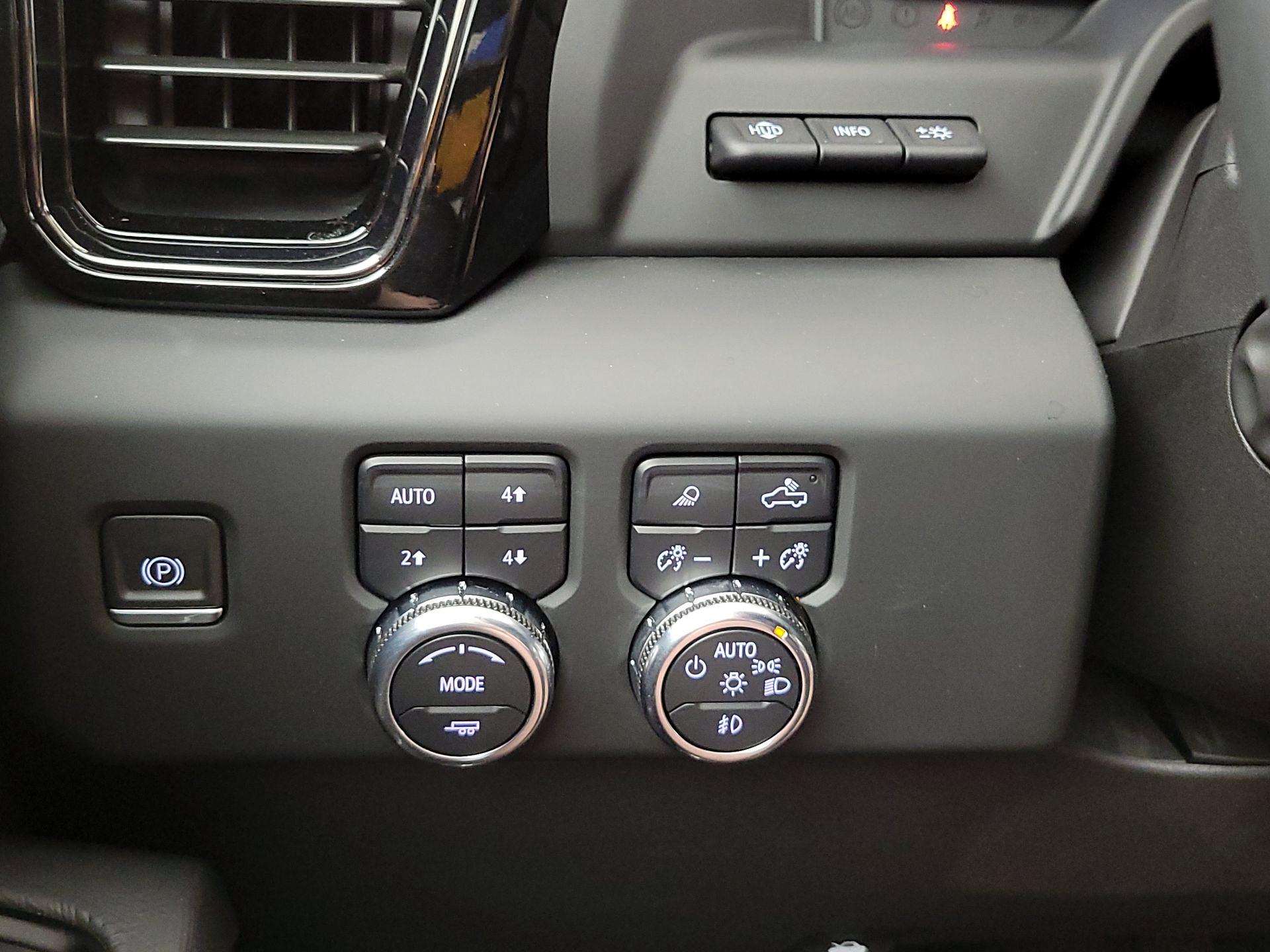 Thumbnail: 2023 GMC Sierra 1500 - 13