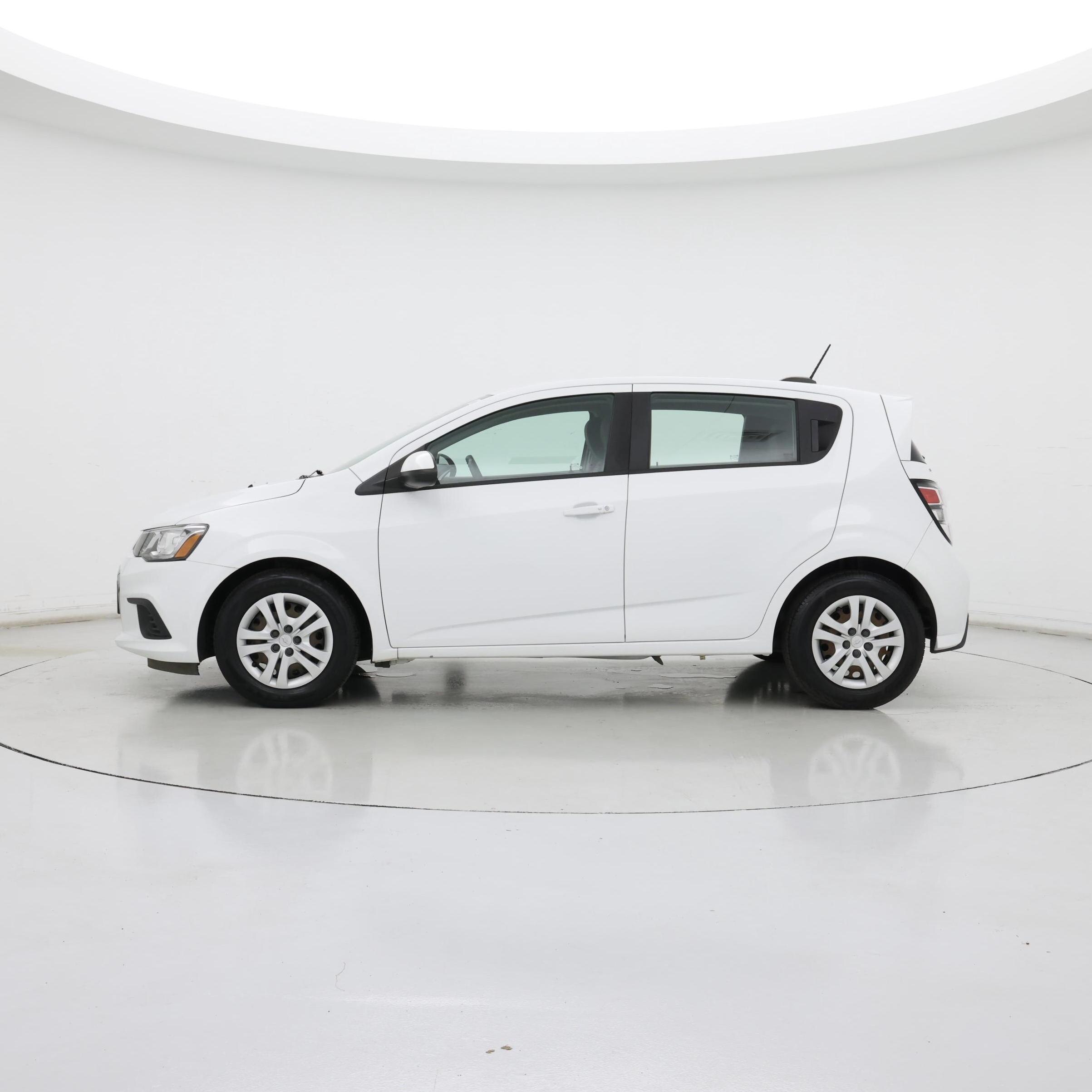 Thumbnail: 2020 Chevrolet Sonic - 3