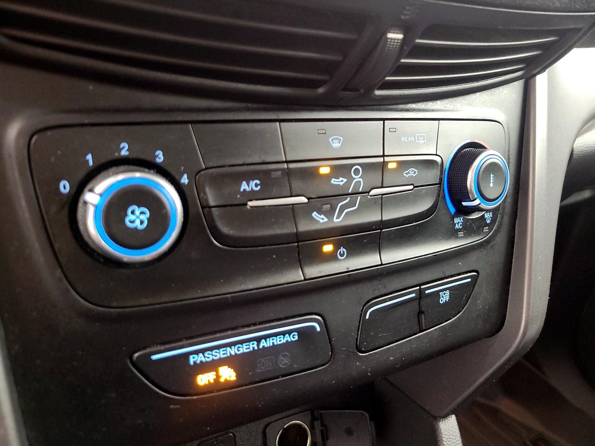 Thumbnail: 2018 Ford Escape - 16