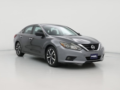 Gray 2017 Nissan Altima SR