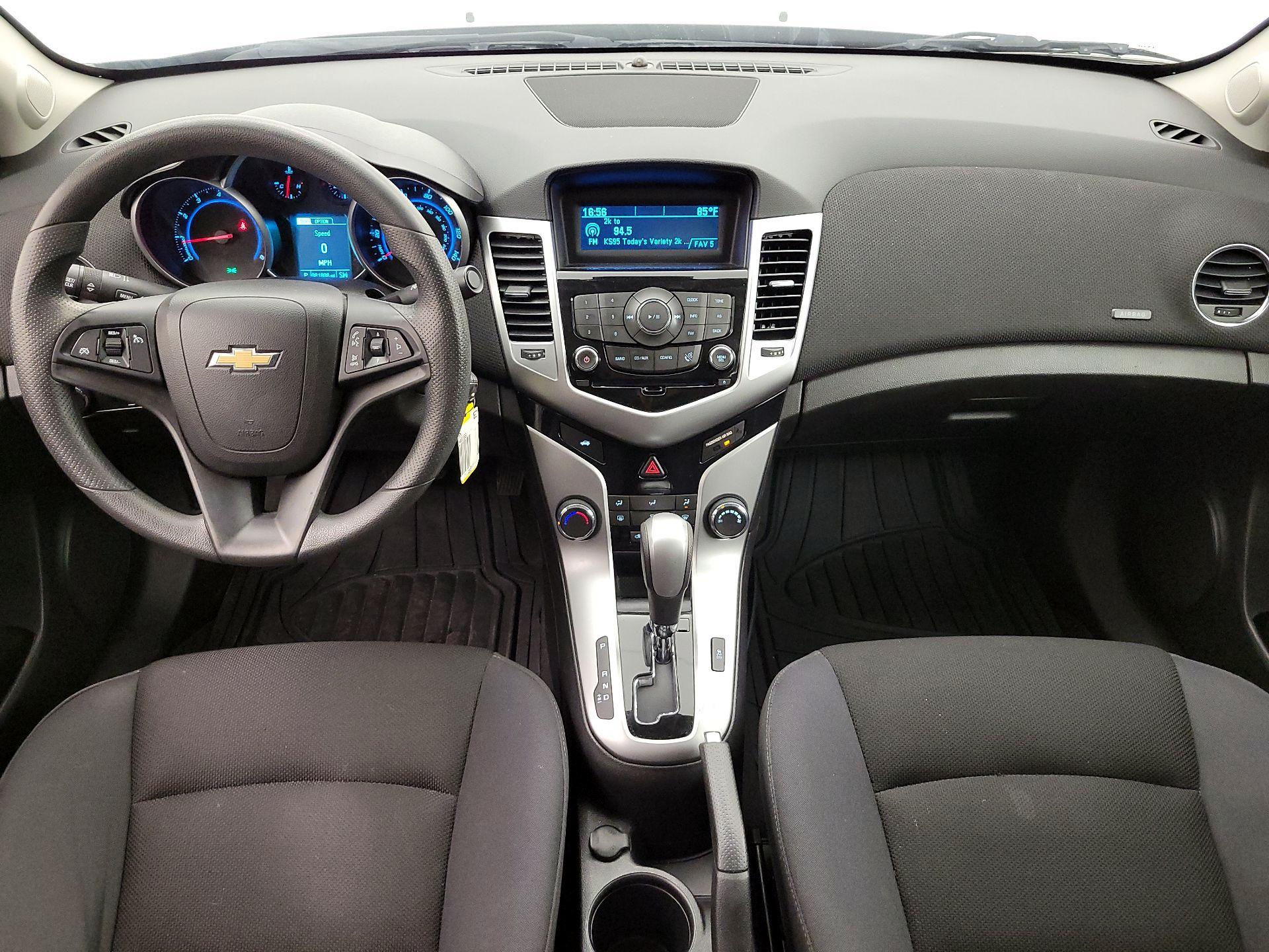 Thumbnail: 2015 Chevrolet Cruze - 9