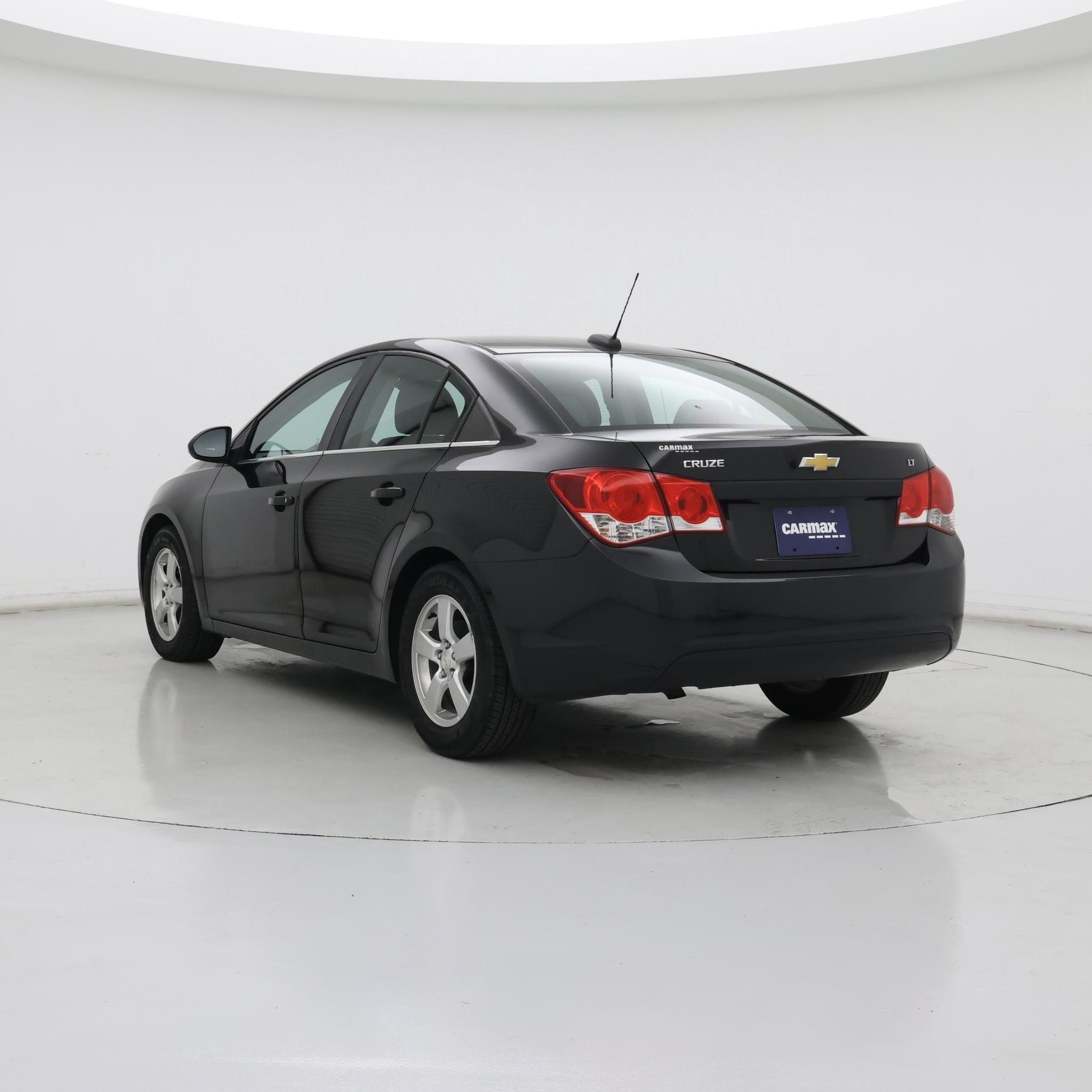 Thumbnail: 2015 Chevrolet Cruze - 2