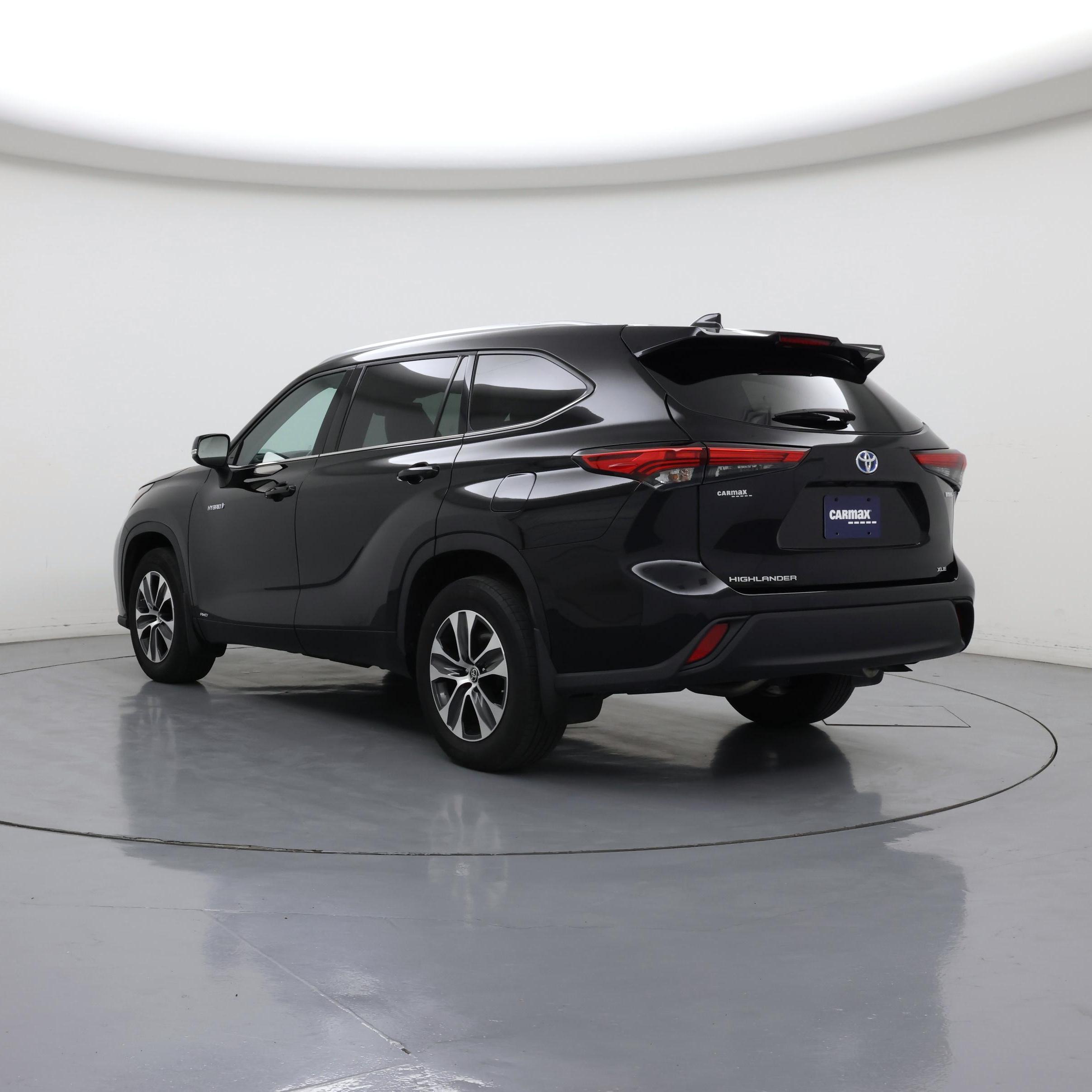 Thumbnail: 2021 Toyota Highlander - 2