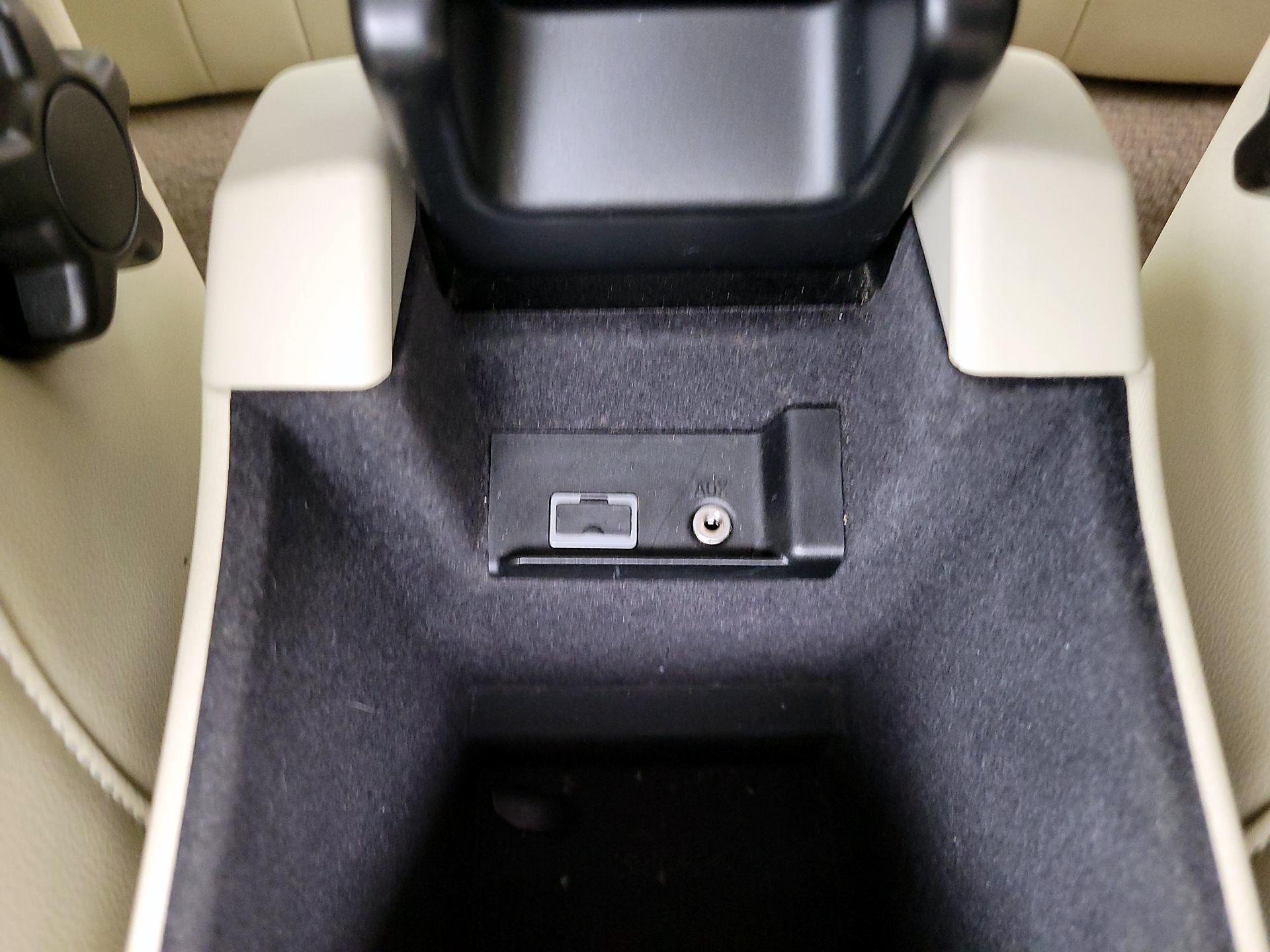 Thumbnail: 2015 Volvo S60 - 17