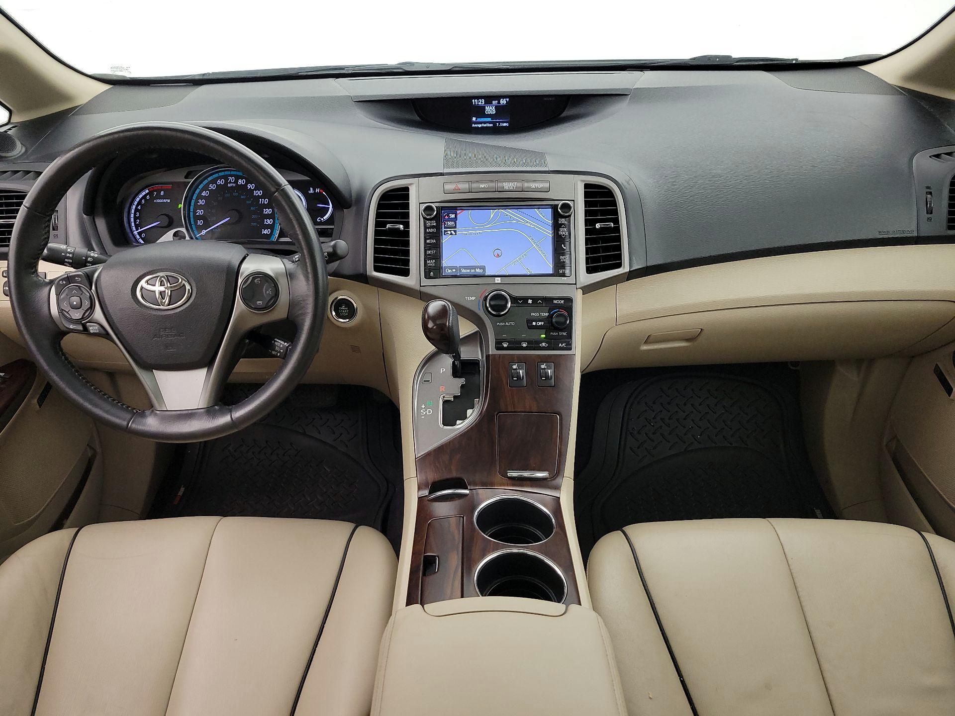 Thumbnail: 2014 Toyota Venza - 9