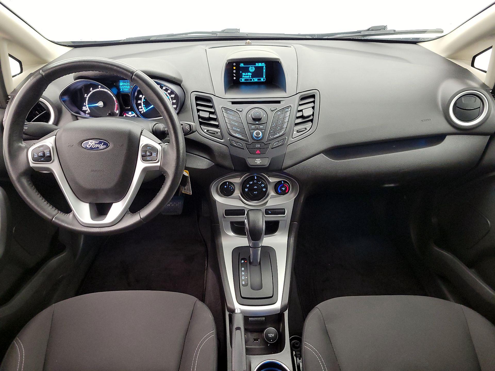 Thumbnail: 2014 Ford Fiesta - 9